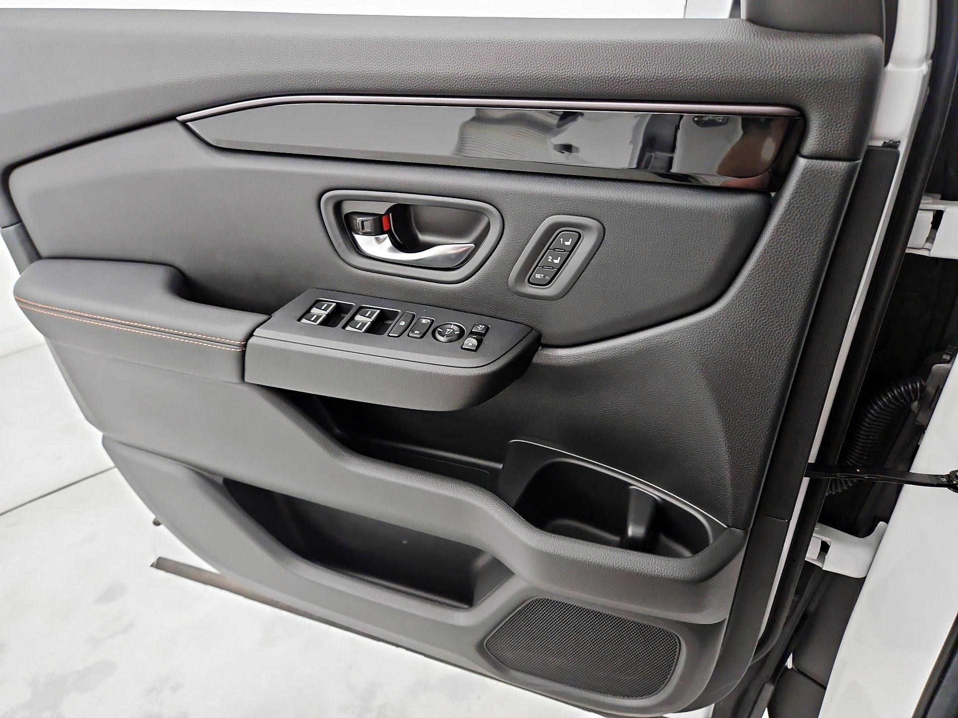 Thumbnail: 2025 Honda Pilot - 12