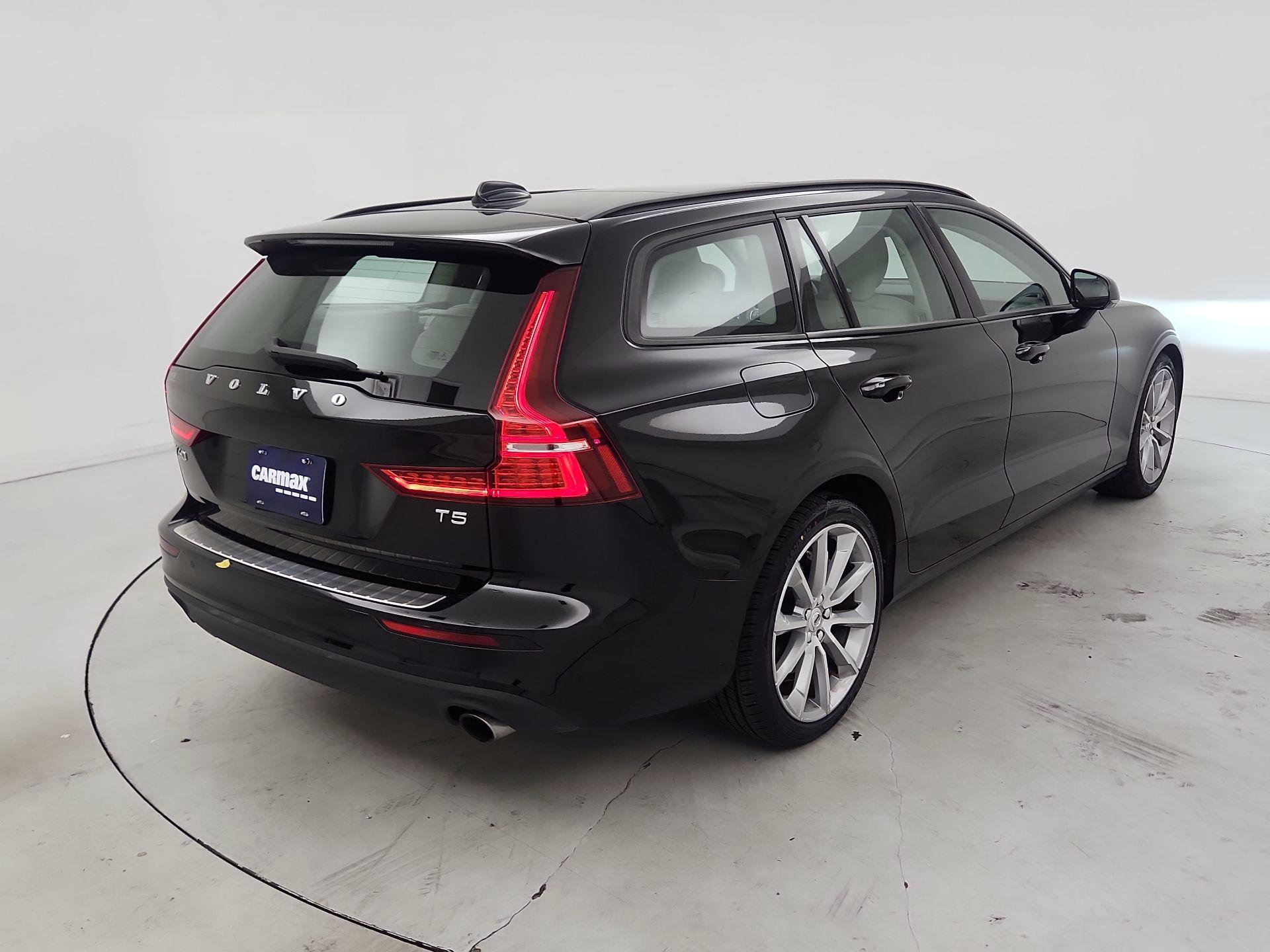 Thumbnail: 2020 Volvo V60 - 5