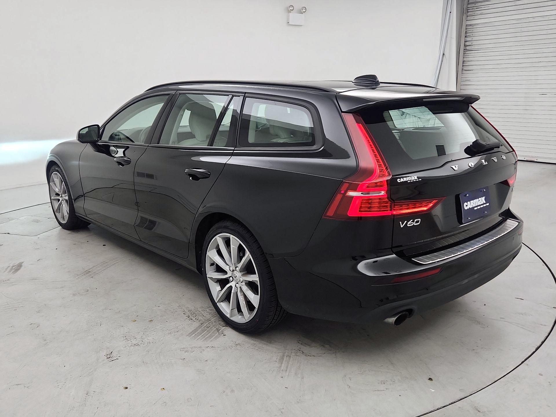 Thumbnail: 2020 Volvo V60 - 7