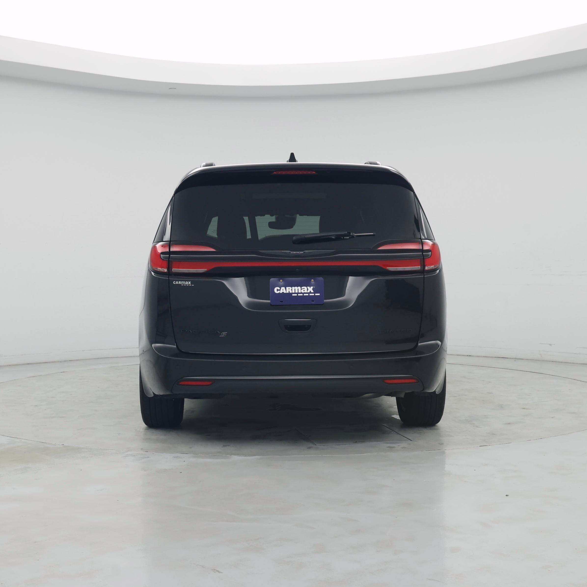 Thumbnail: 2023 Chrysler Pacifica - 6