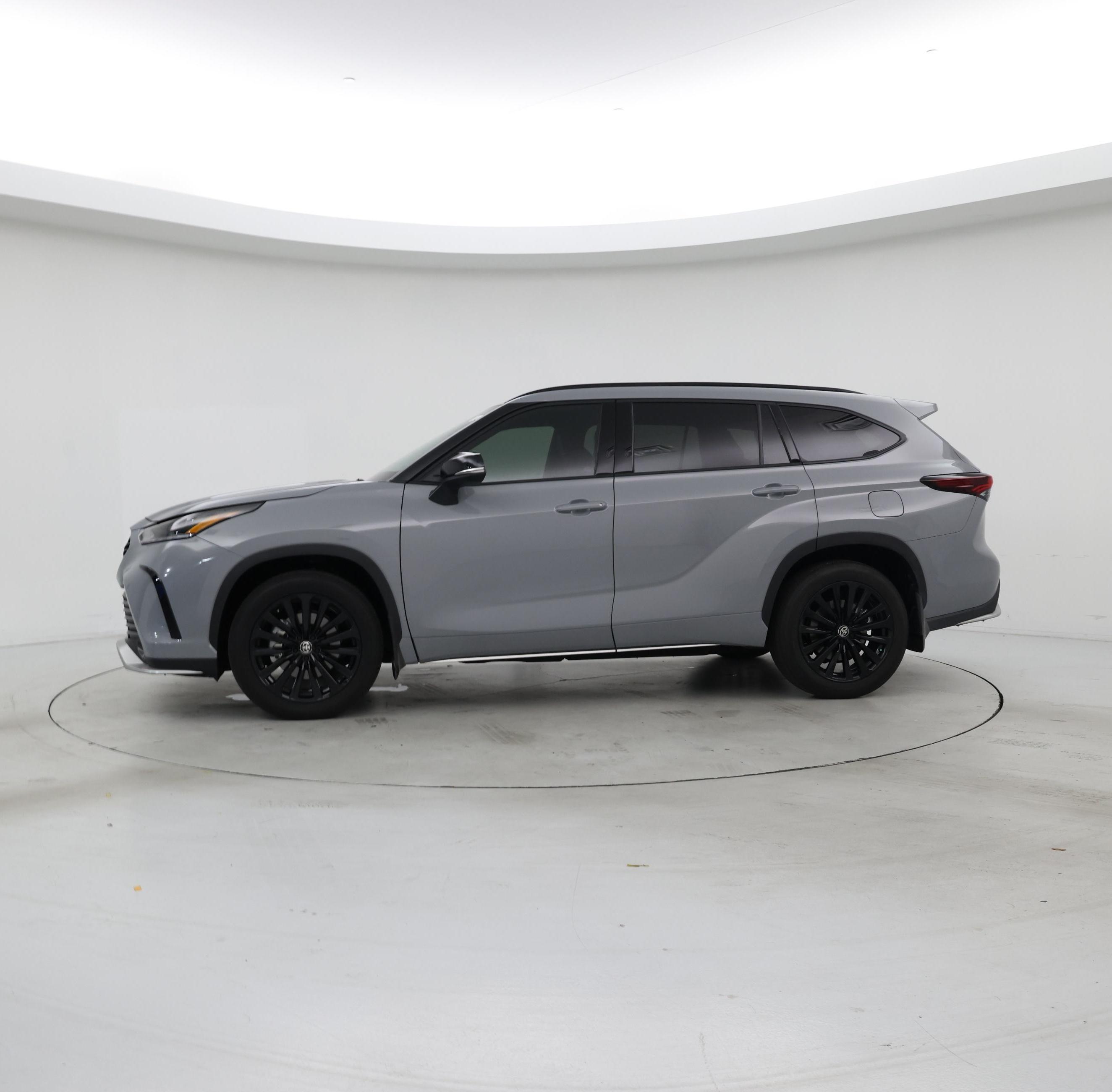 Thumbnail: 2025 Toyota Highlander - 3
