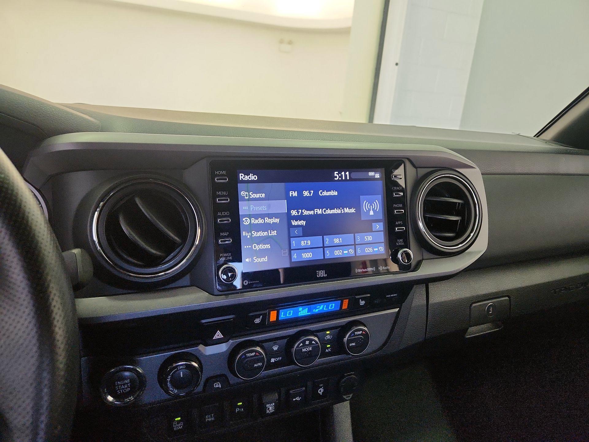 Thumbnail: 2022 Toyota Tacoma - 15