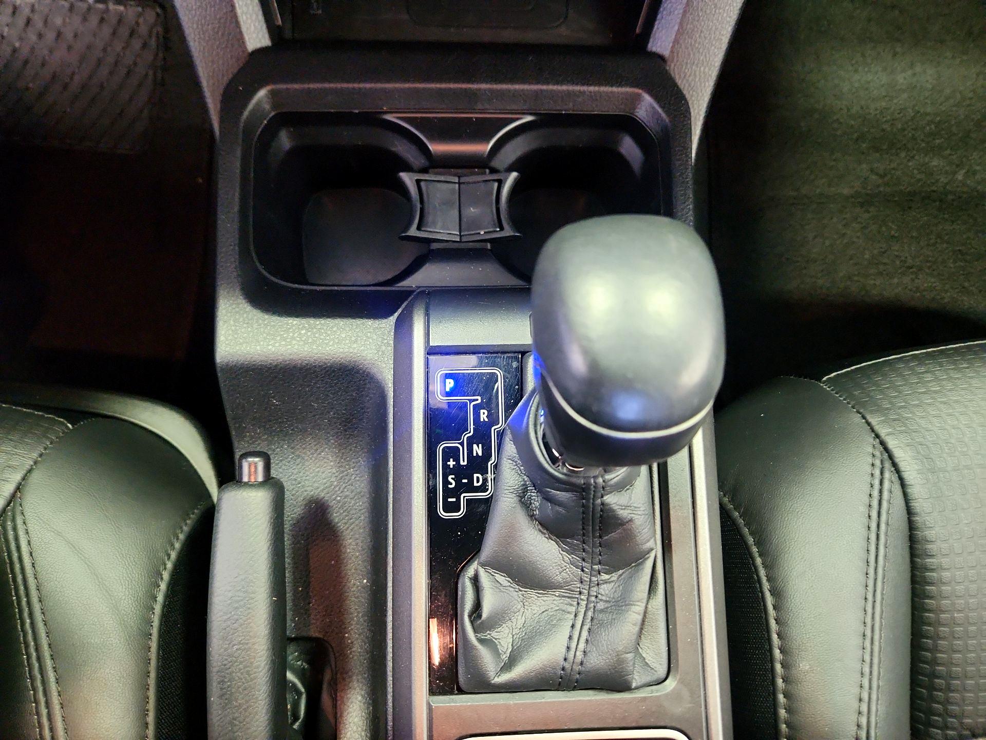 Thumbnail: 2022 Toyota Tacoma - 17