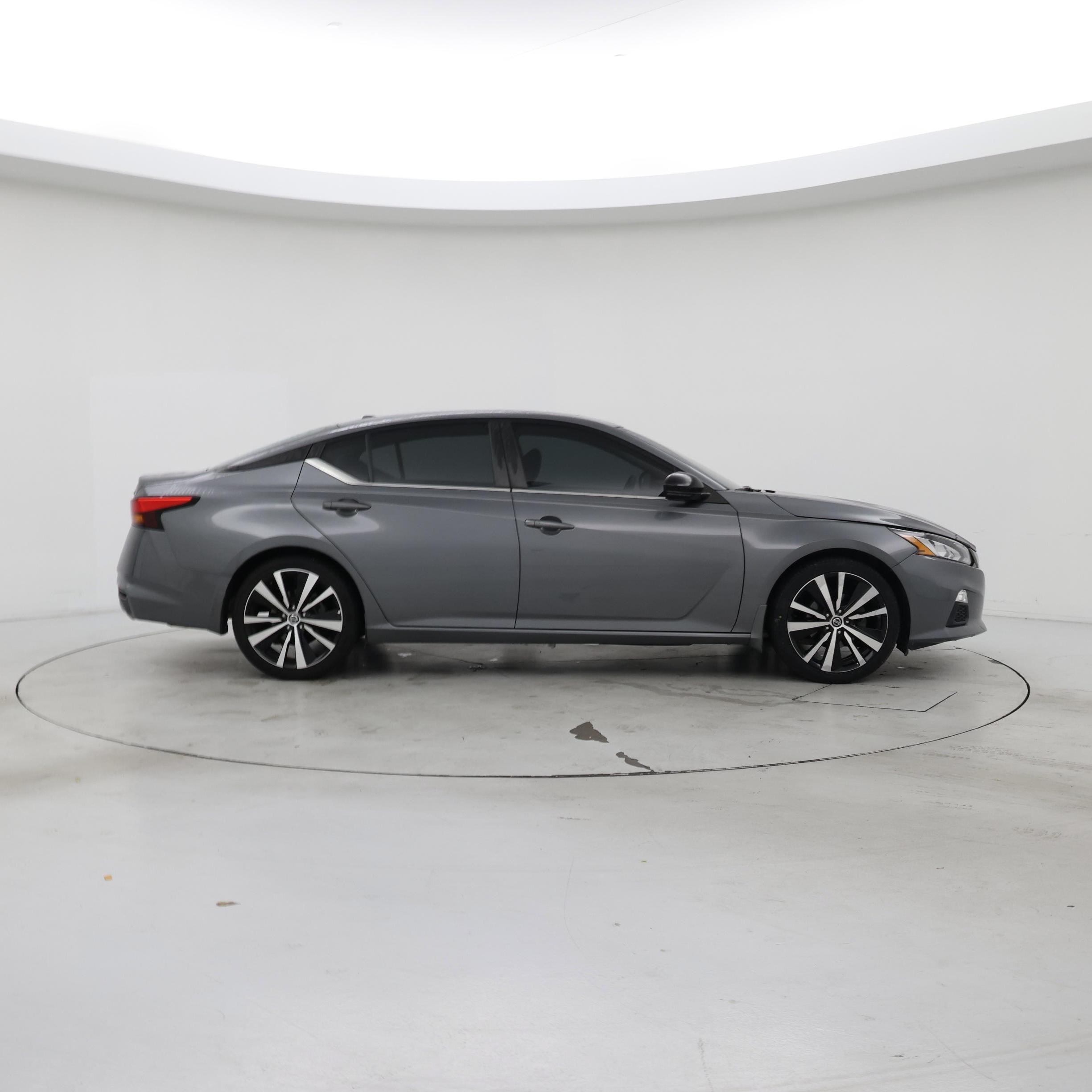Thumbnail: 2021 Nissan Altima - 7