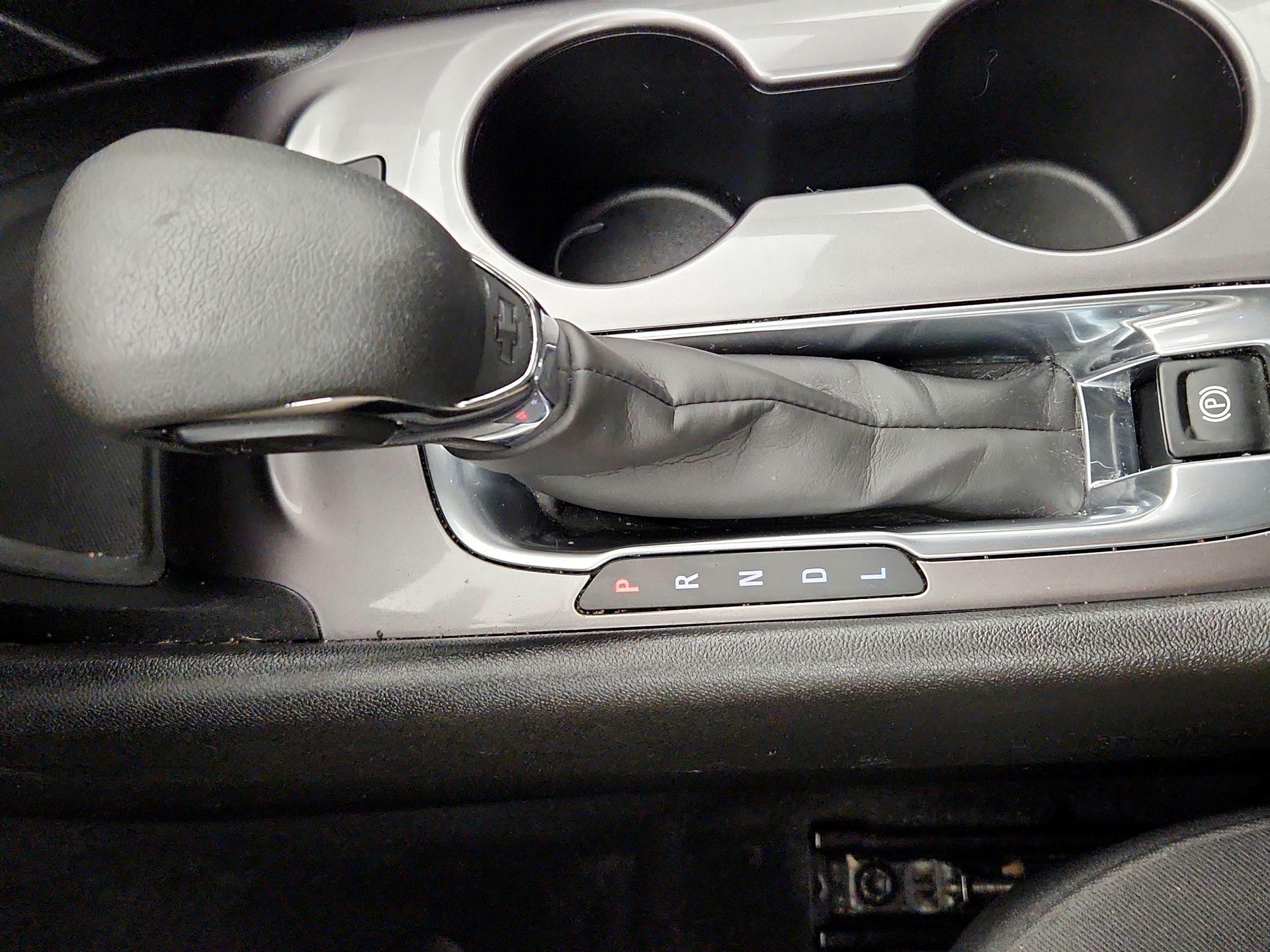 Thumbnail: 2023 Chevrolet Malibu - 17