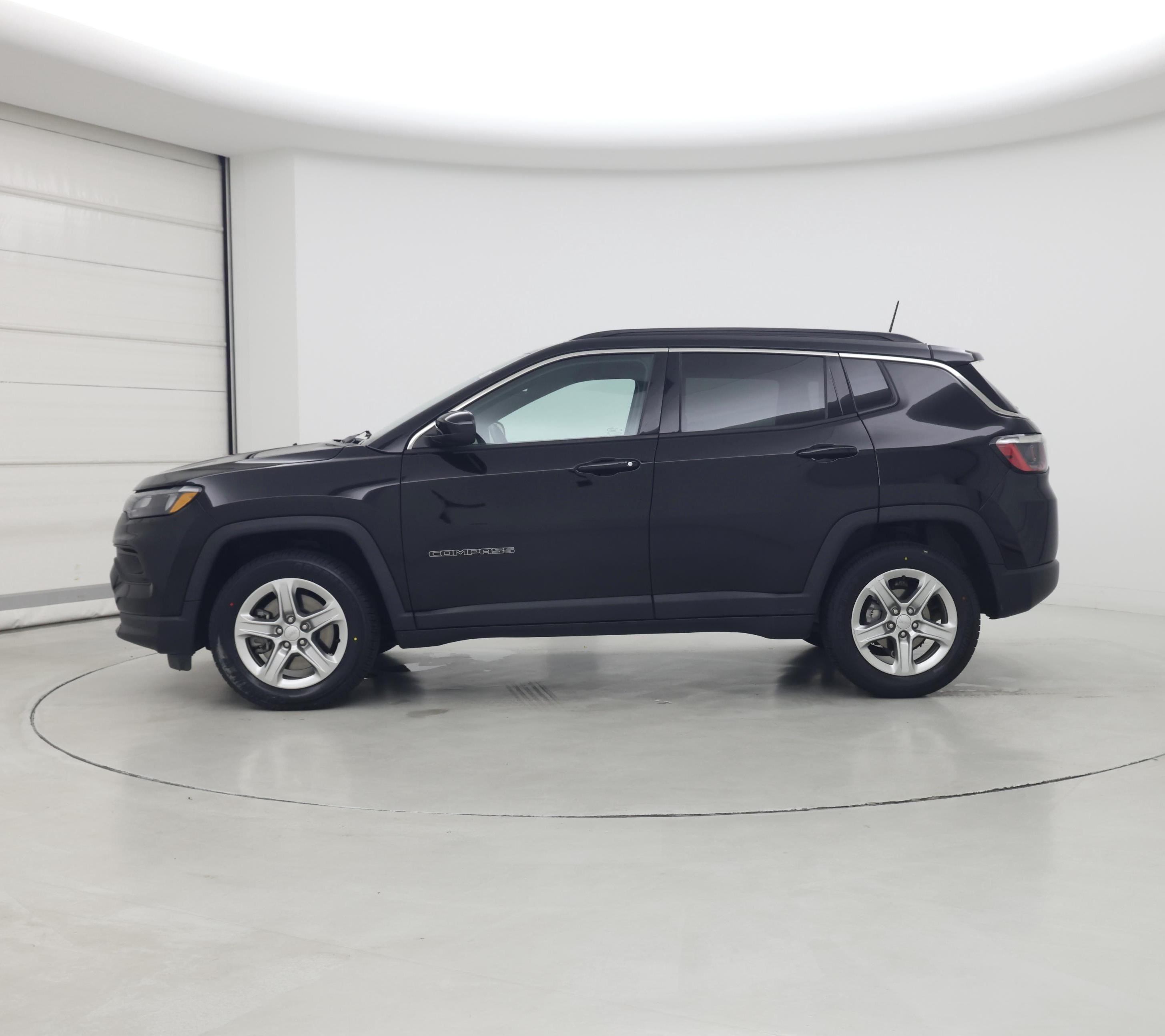 Thumbnail: 2023 Jeep Compass - 3
