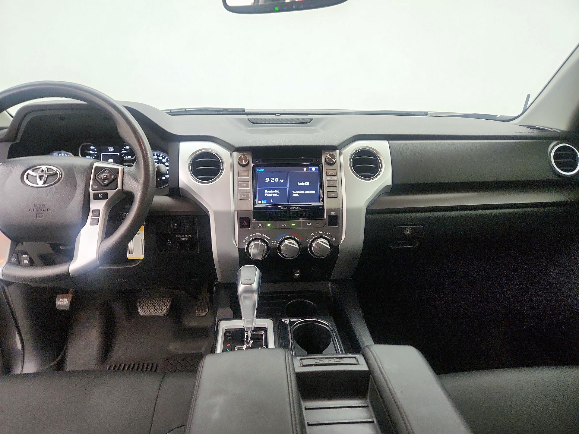 Thumbnail: 2018 Toyota Tundra - 9
