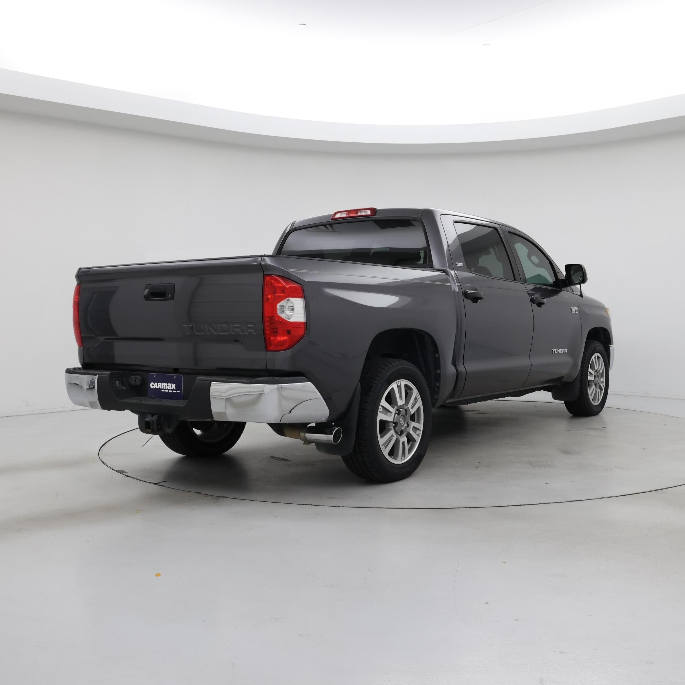 Thumbnail: 2018 Toyota Tundra - 8