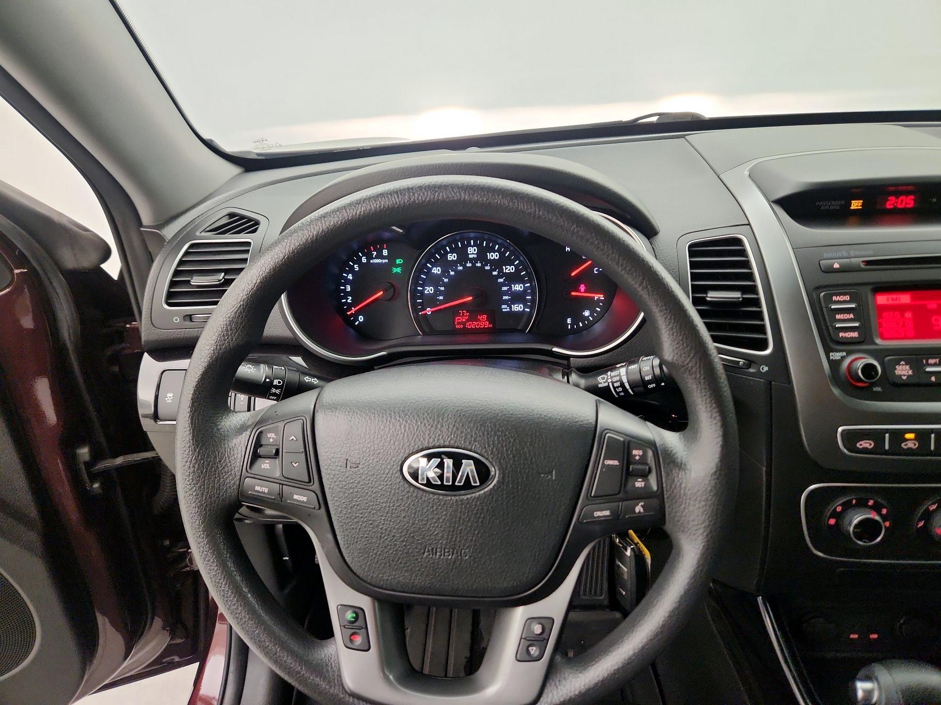 Thumbnail: 2015 Kia Sorento - 10