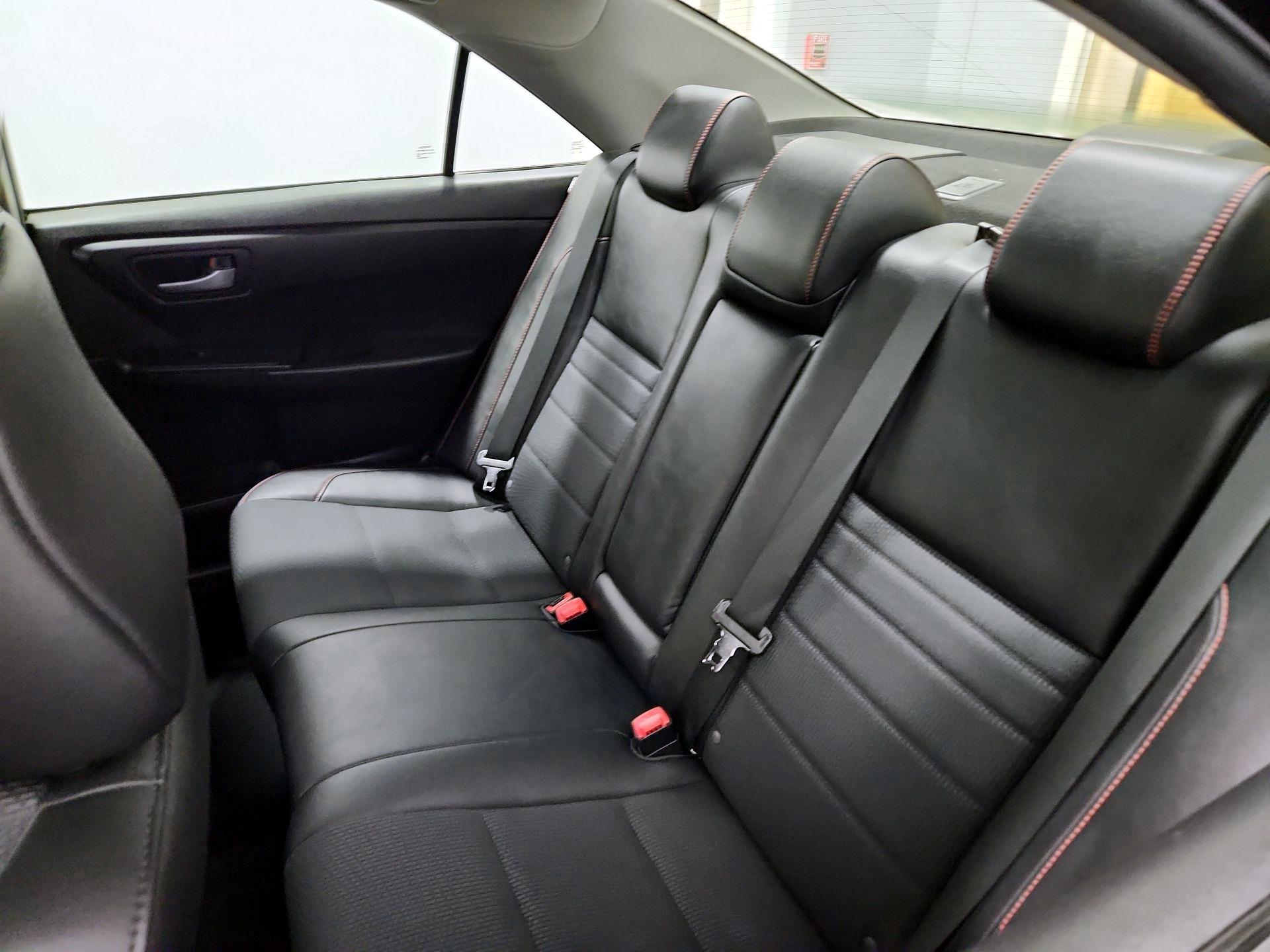 Thumbnail: 2017 Toyota Camry - 19