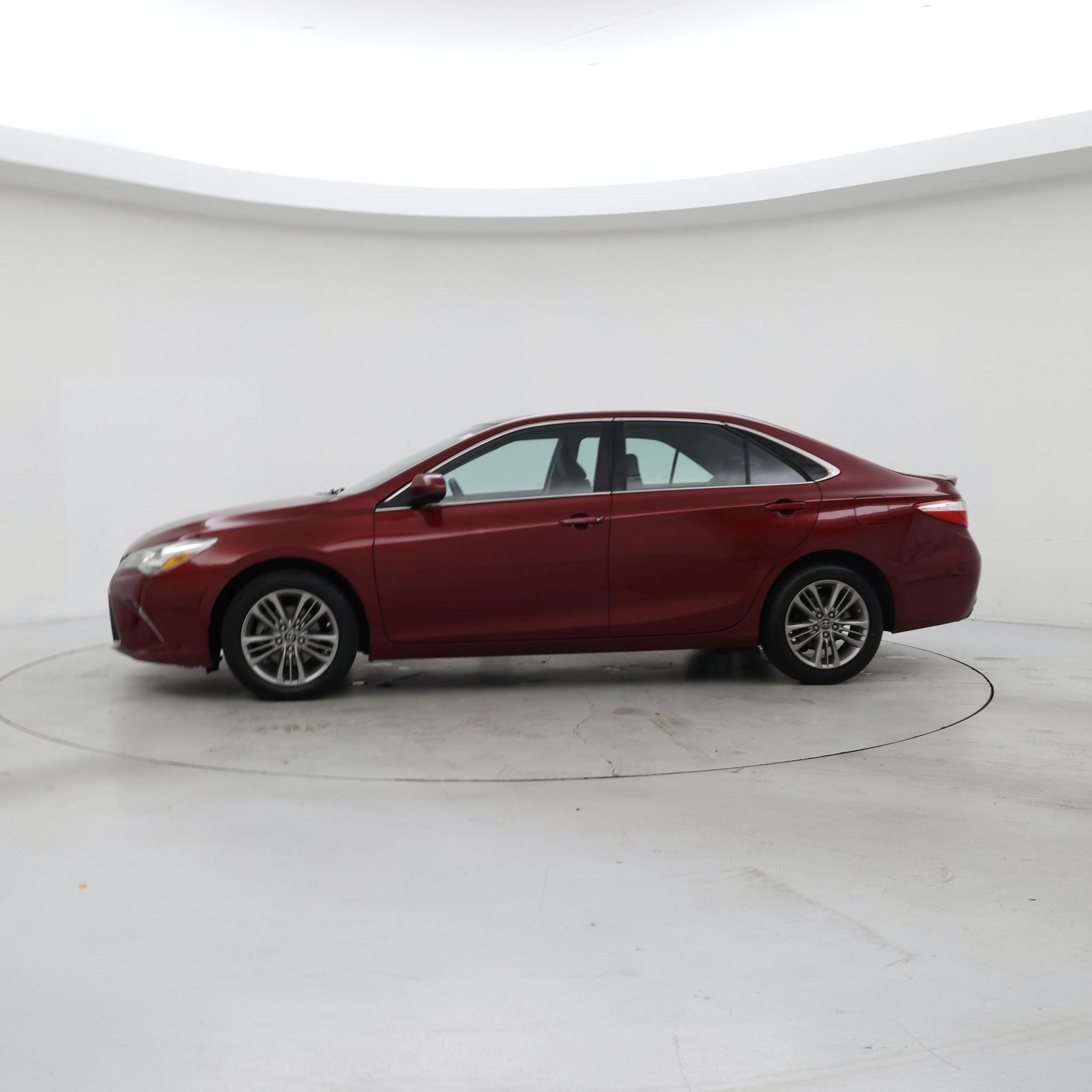 Thumbnail: 2017 Toyota Camry - 3