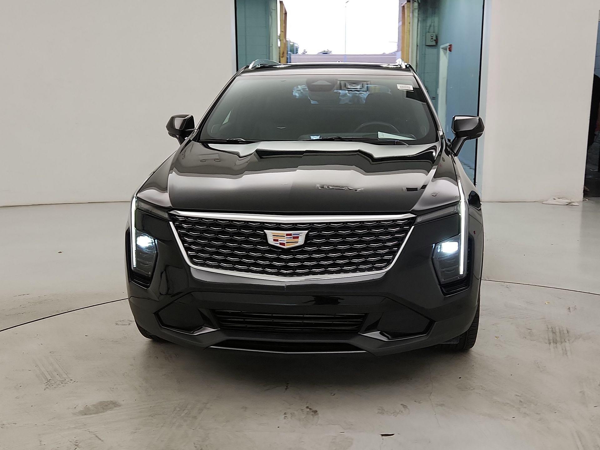 Thumbnail: 2024 Cadillac XT4 - 2