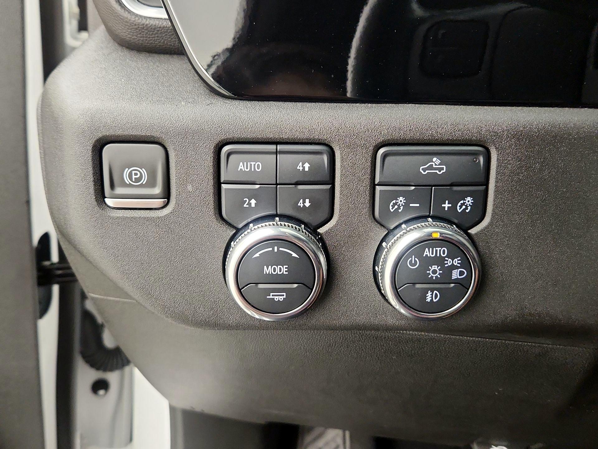 Thumbnail: 2024 GMC Sierra 1500 - 13