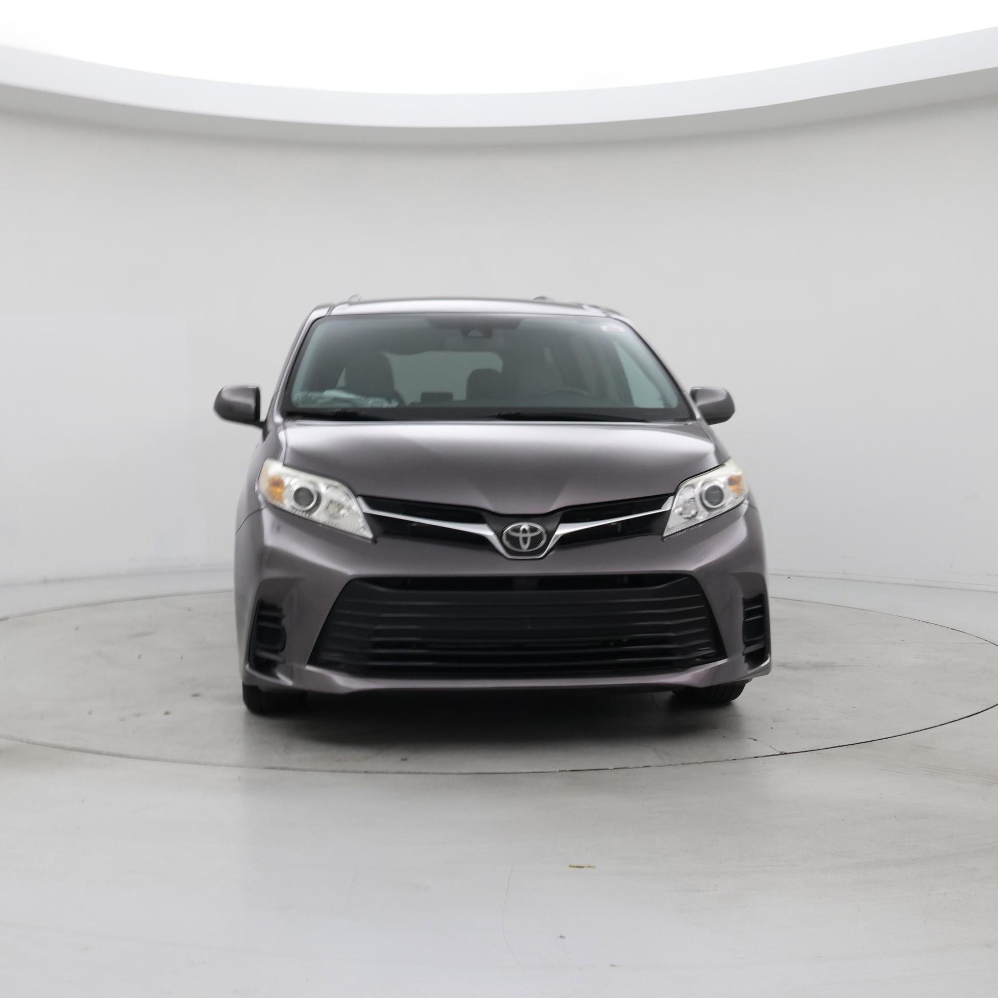 Thumbnail: 2019 Toyota Sienna - 5
