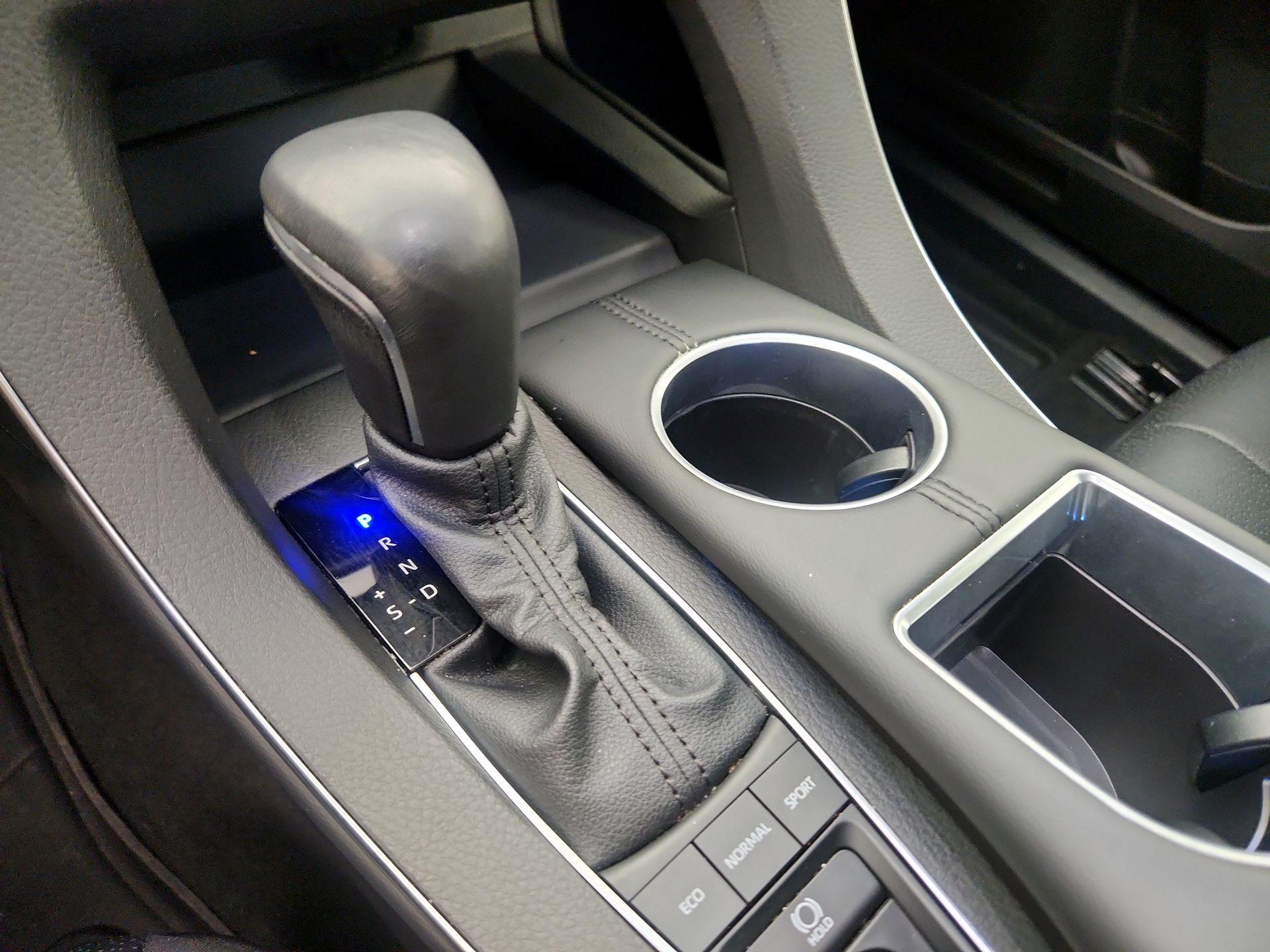 Thumbnail: 2022 Toyota Avalon - 18