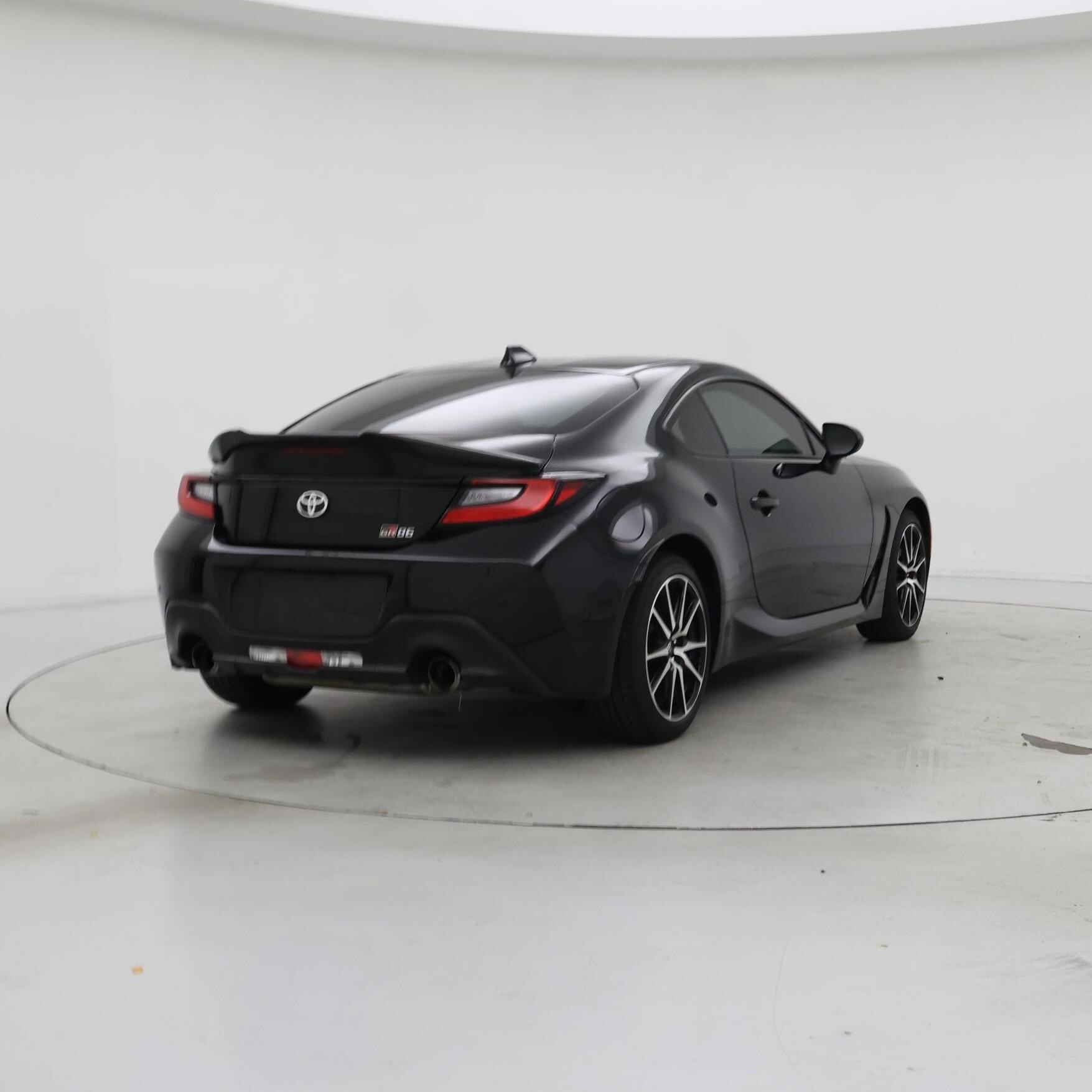 Thumbnail: 2023 Toyota GR86 - 8