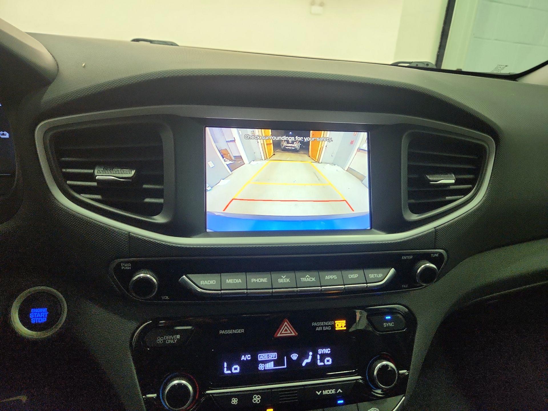 Thumbnail: 2018 Hyundai Ioniq - 14