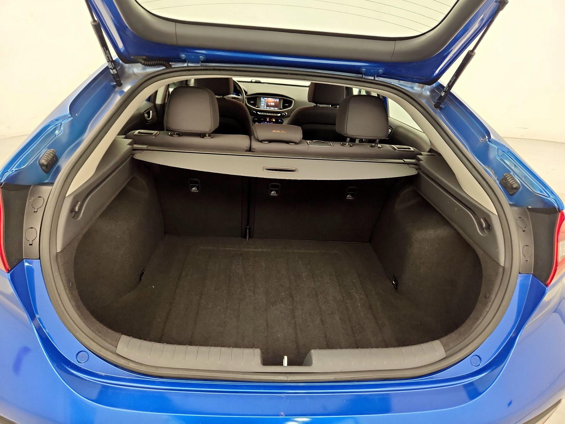 Thumbnail: 2018 Hyundai Ioniq - 20