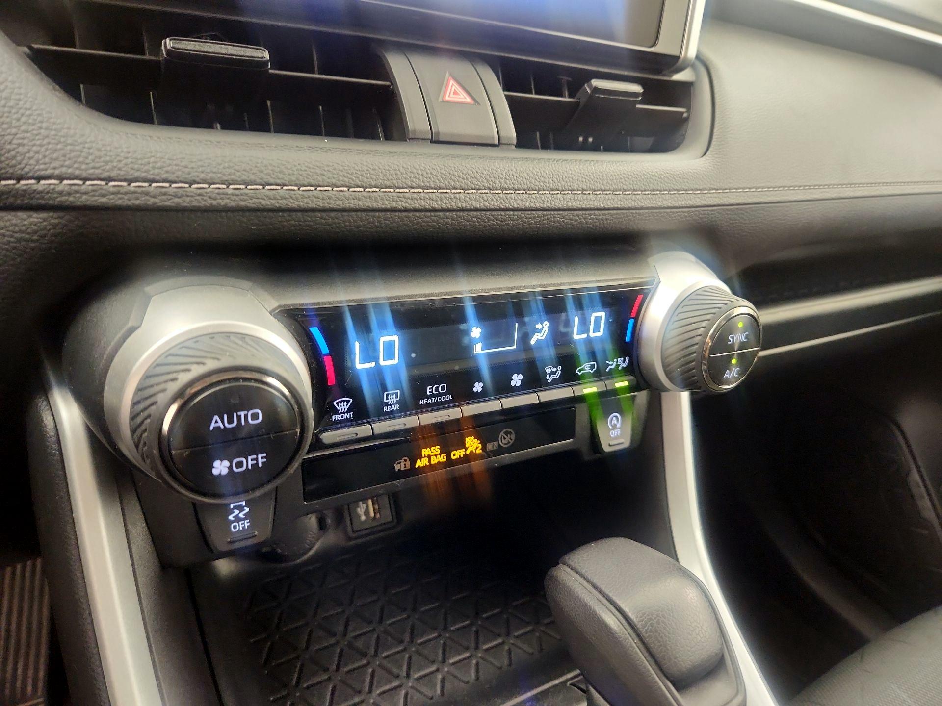 Thumbnail: 2023 Toyota RAV4 - 17