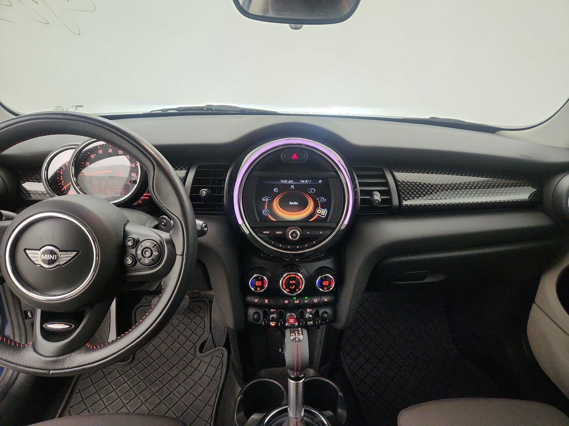 Thumbnail: 2015 MINI Cooper Hardtop - 9