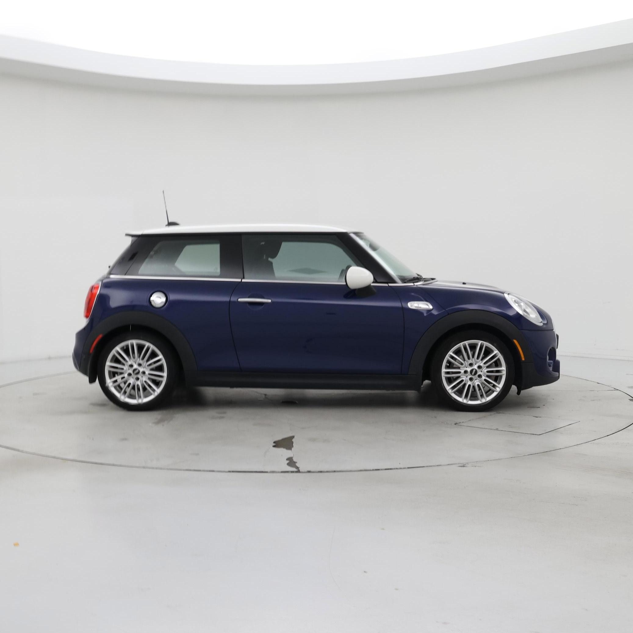 Thumbnail: 2015 MINI Cooper Hardtop - 7