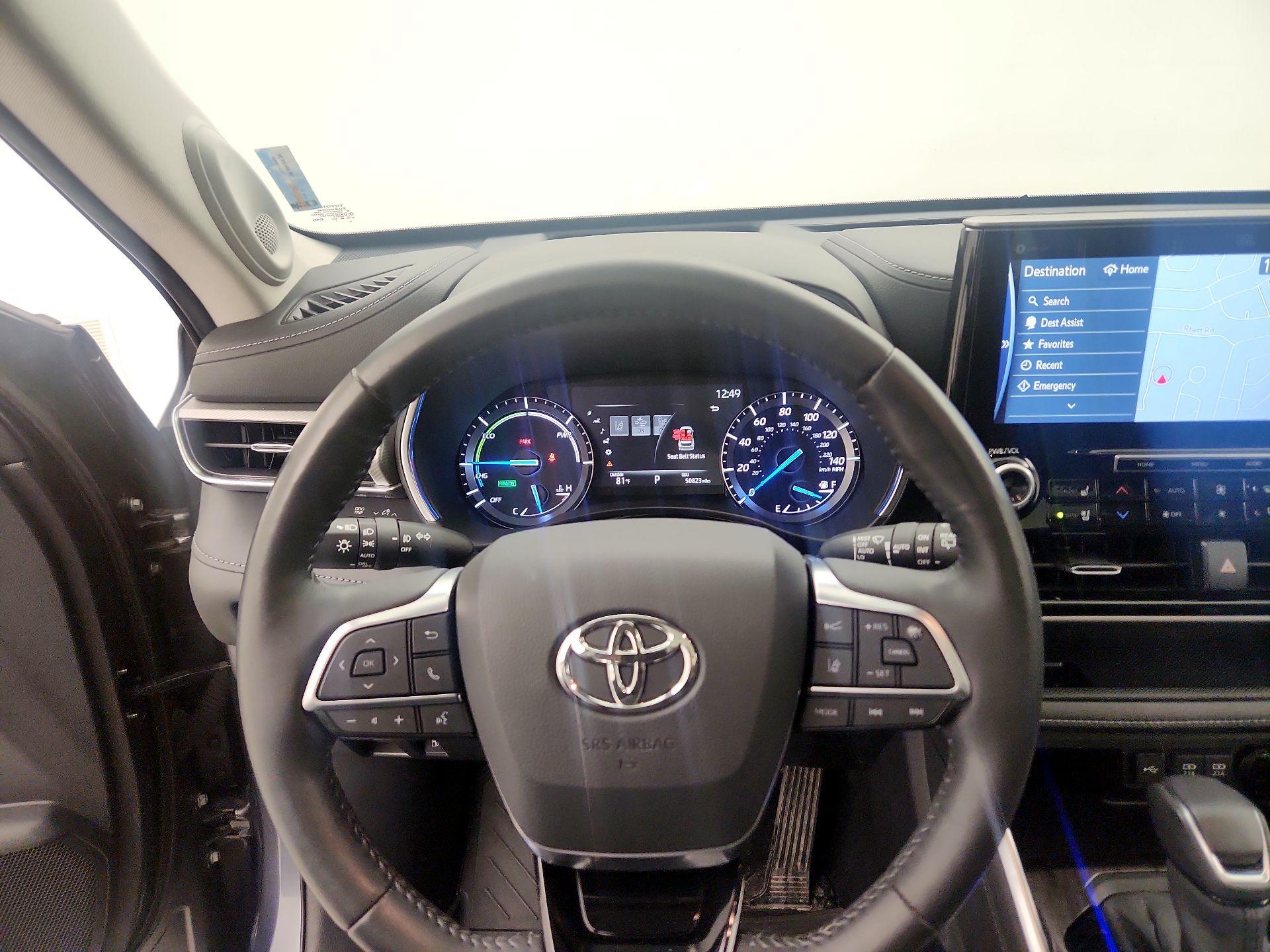 Thumbnail: 2020 Toyota Highlander - 10