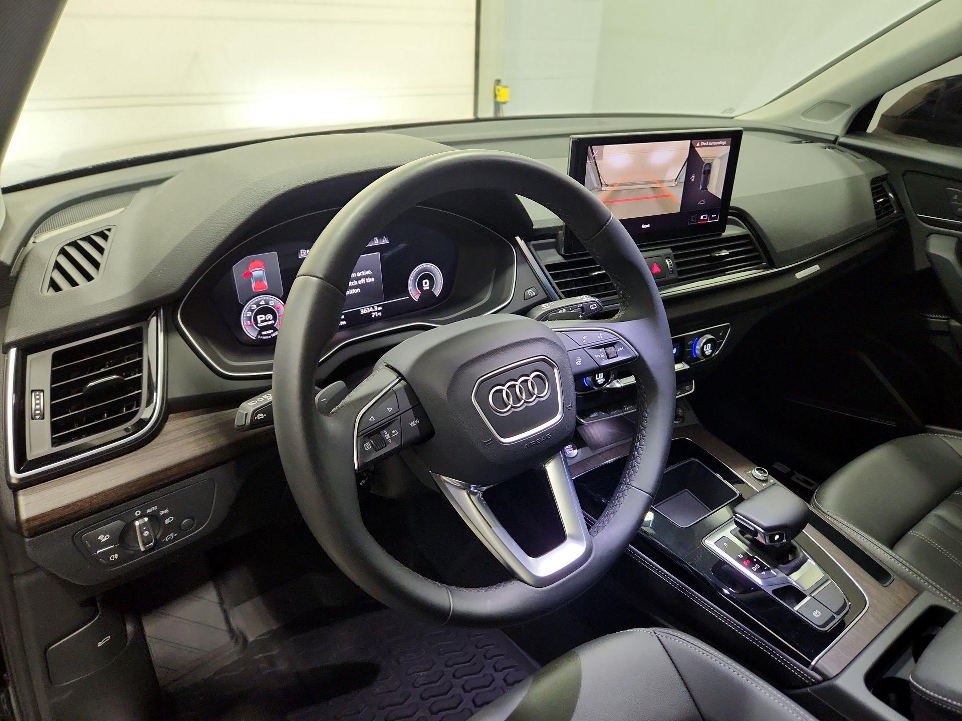 Thumbnail: 2023 Audi Q5 - 9