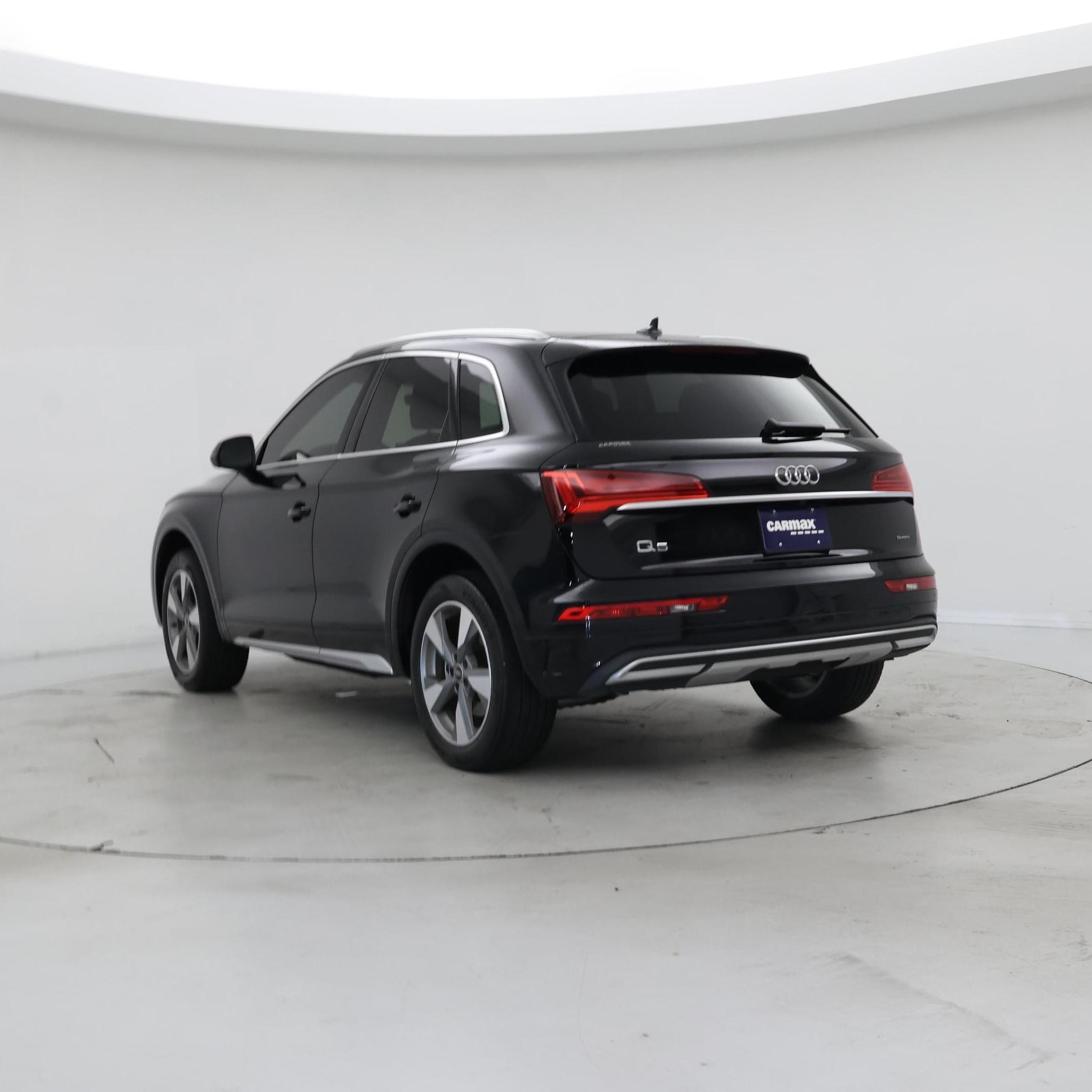 Thumbnail: 2023 Audi Q5 - 2