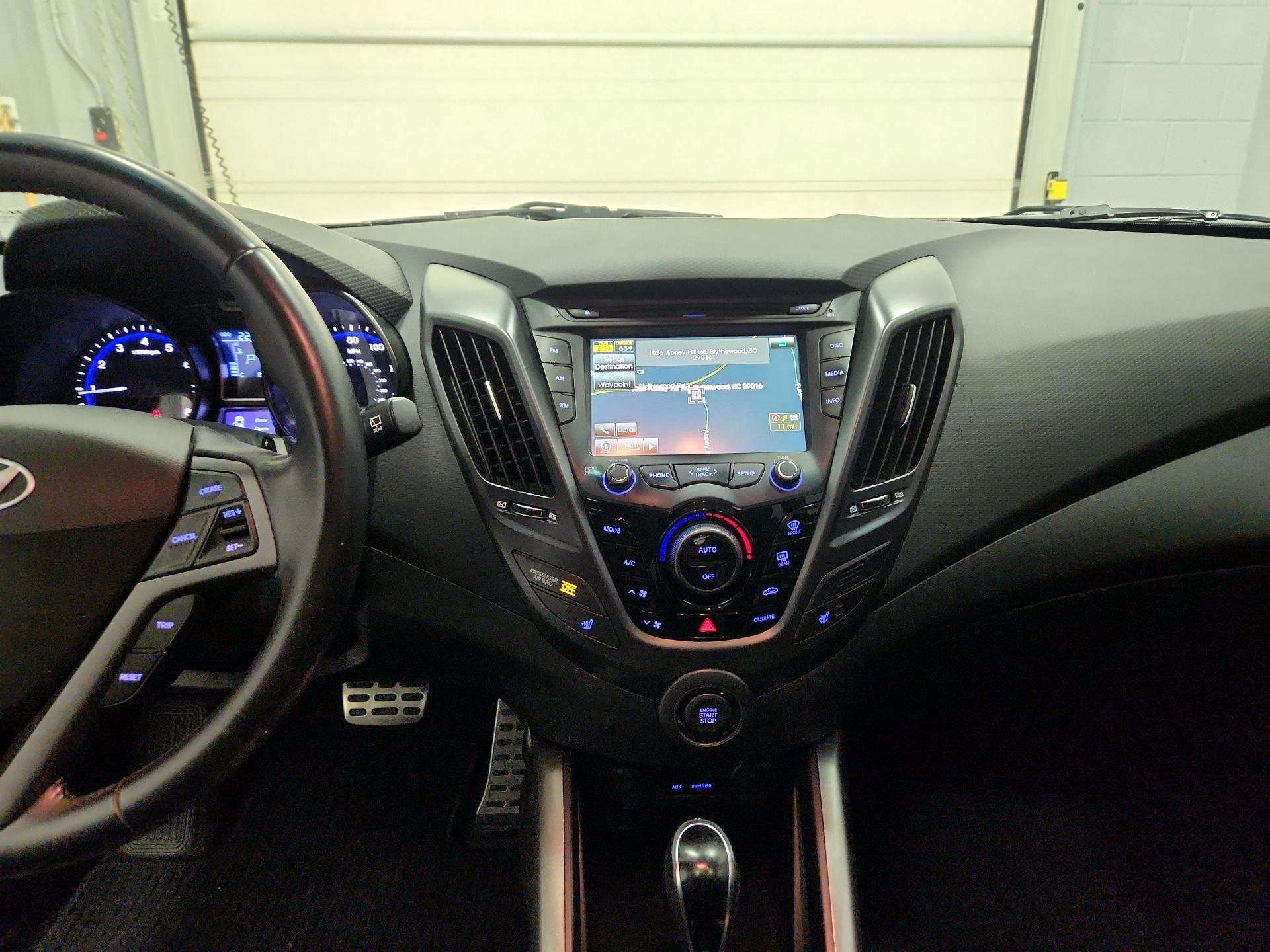 Thumbnail: 2014 Hyundai Veloster - 9