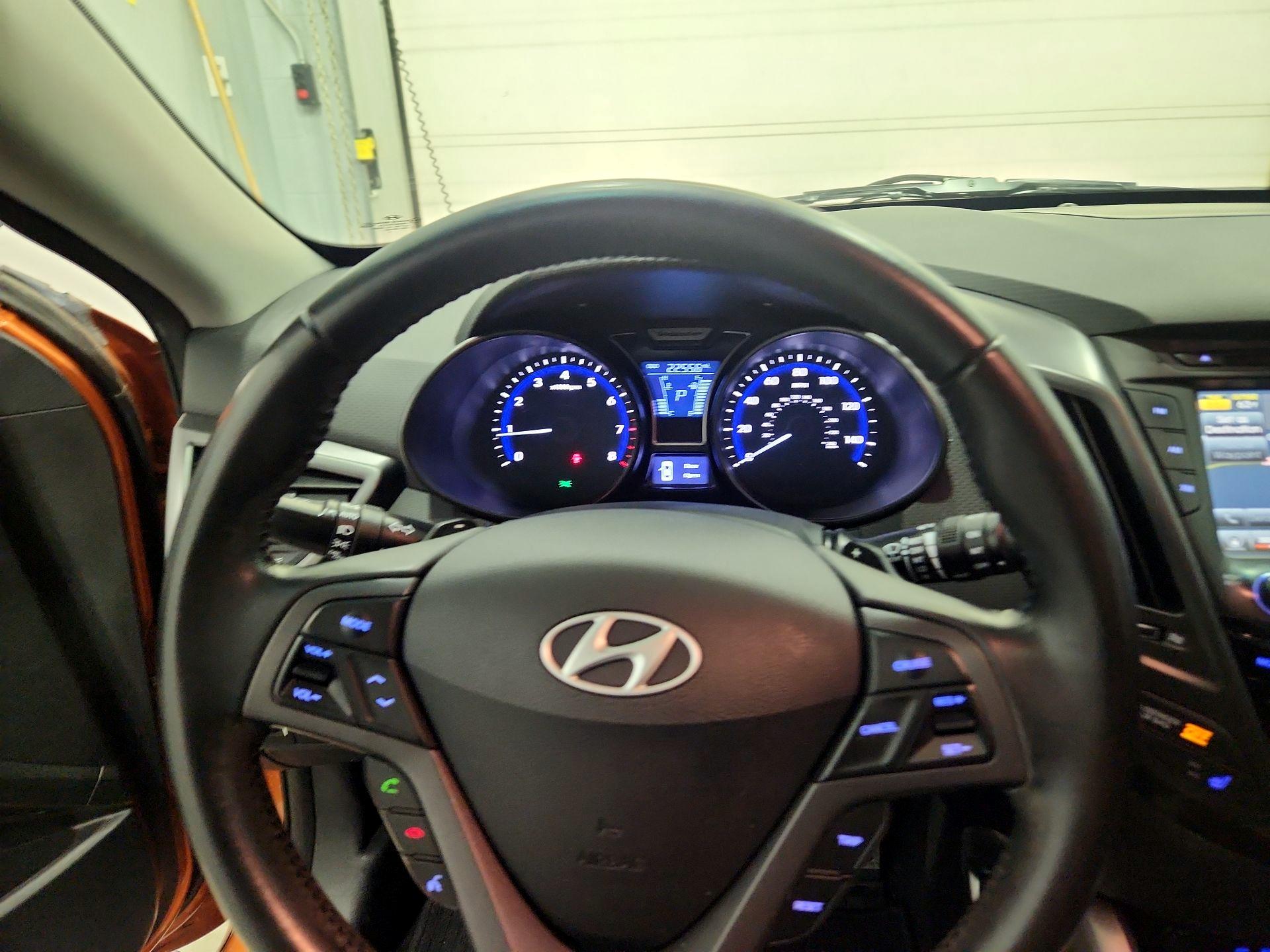 Thumbnail: 2014 Hyundai Veloster - 10