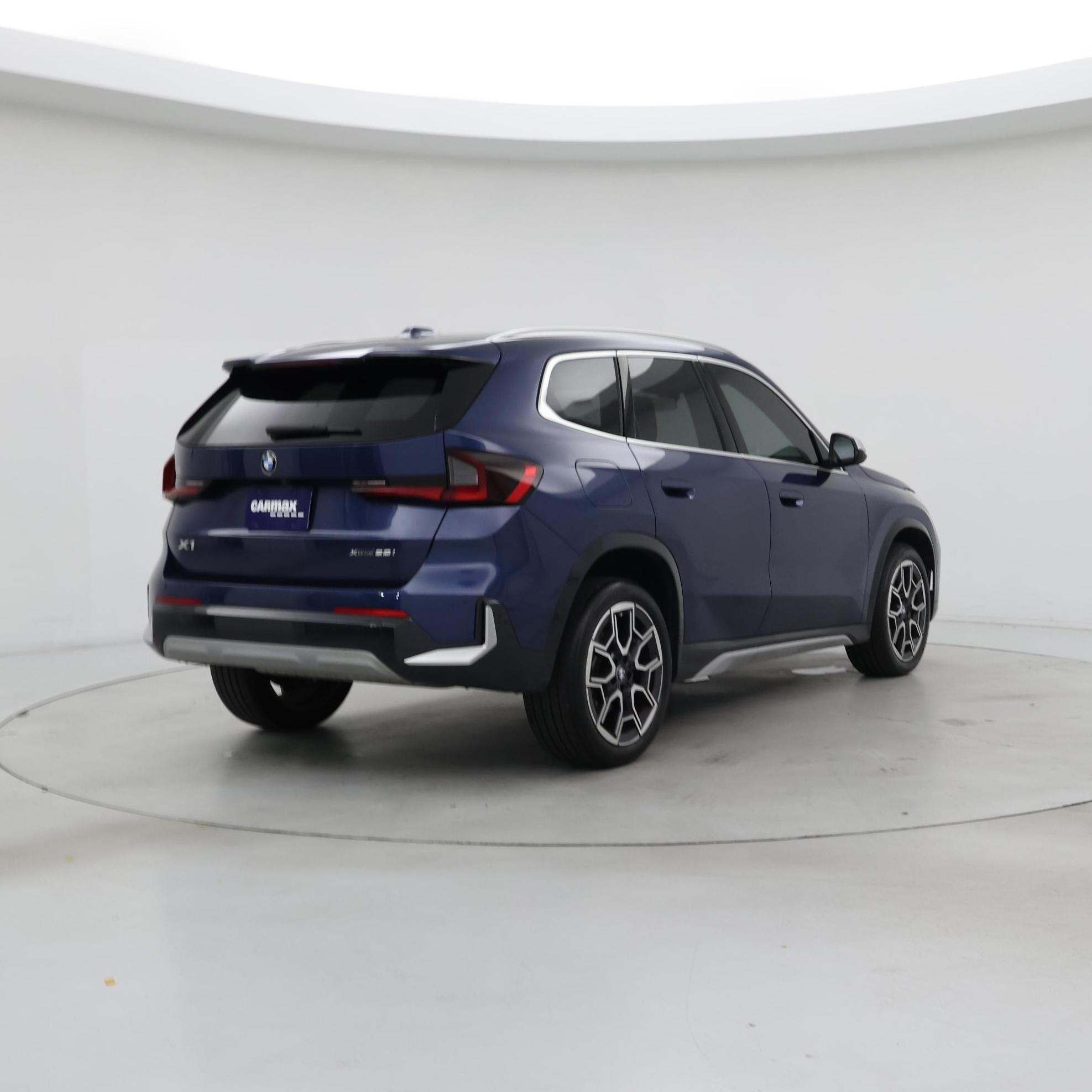 Thumbnail: 2024 BMW X1 - 8