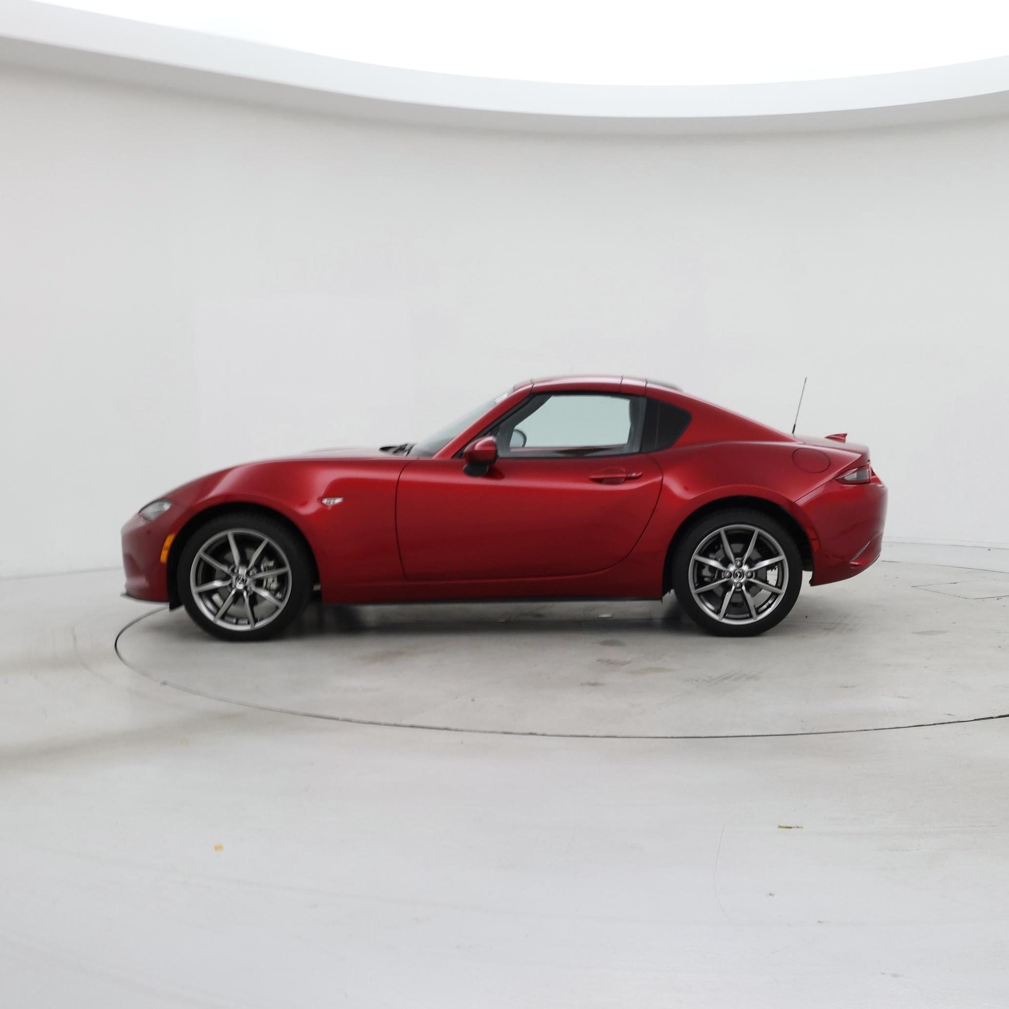 Thumbnail: 2022 Mazda MX-5 Miata - 3