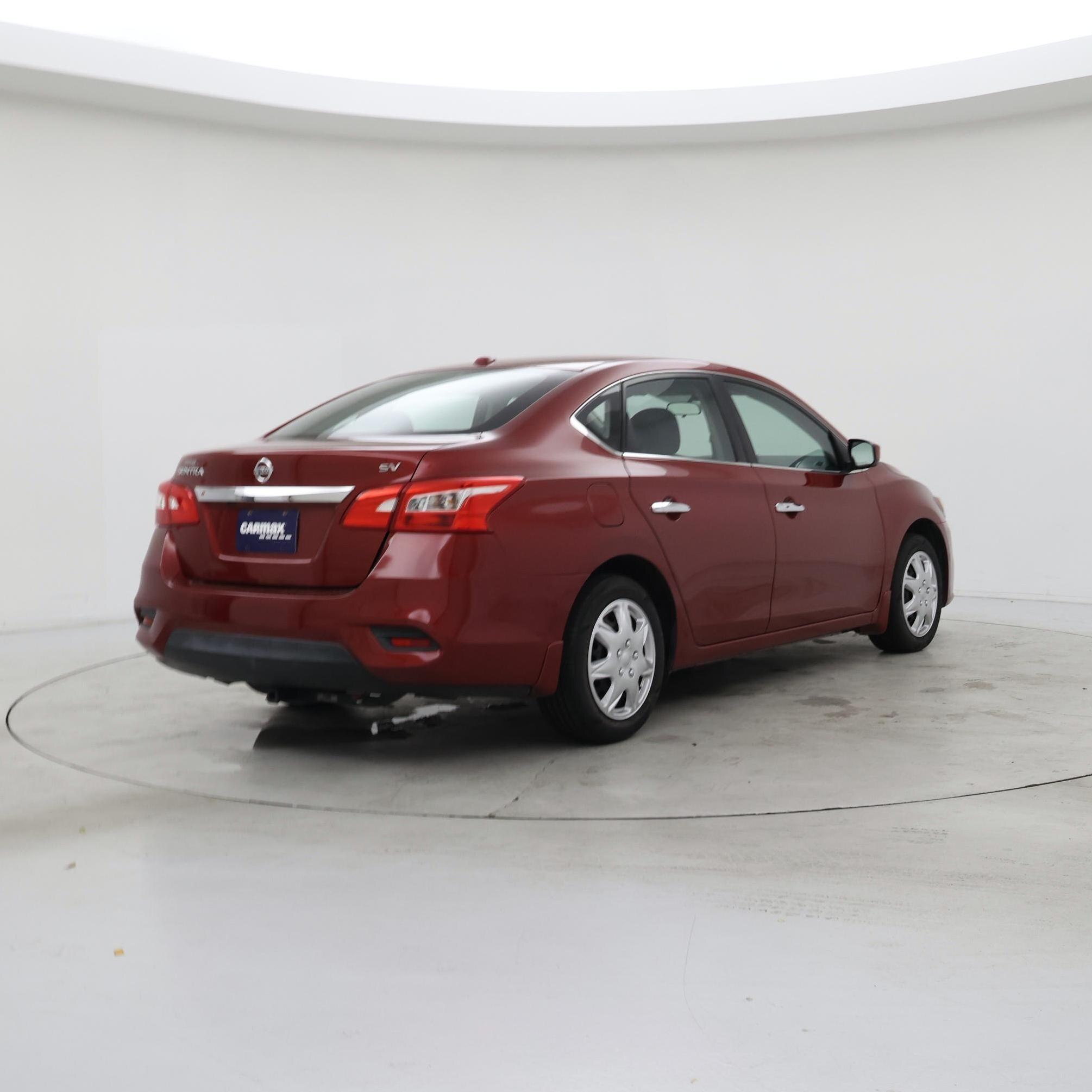 Thumbnail: 2017 Nissan Sentra - 8