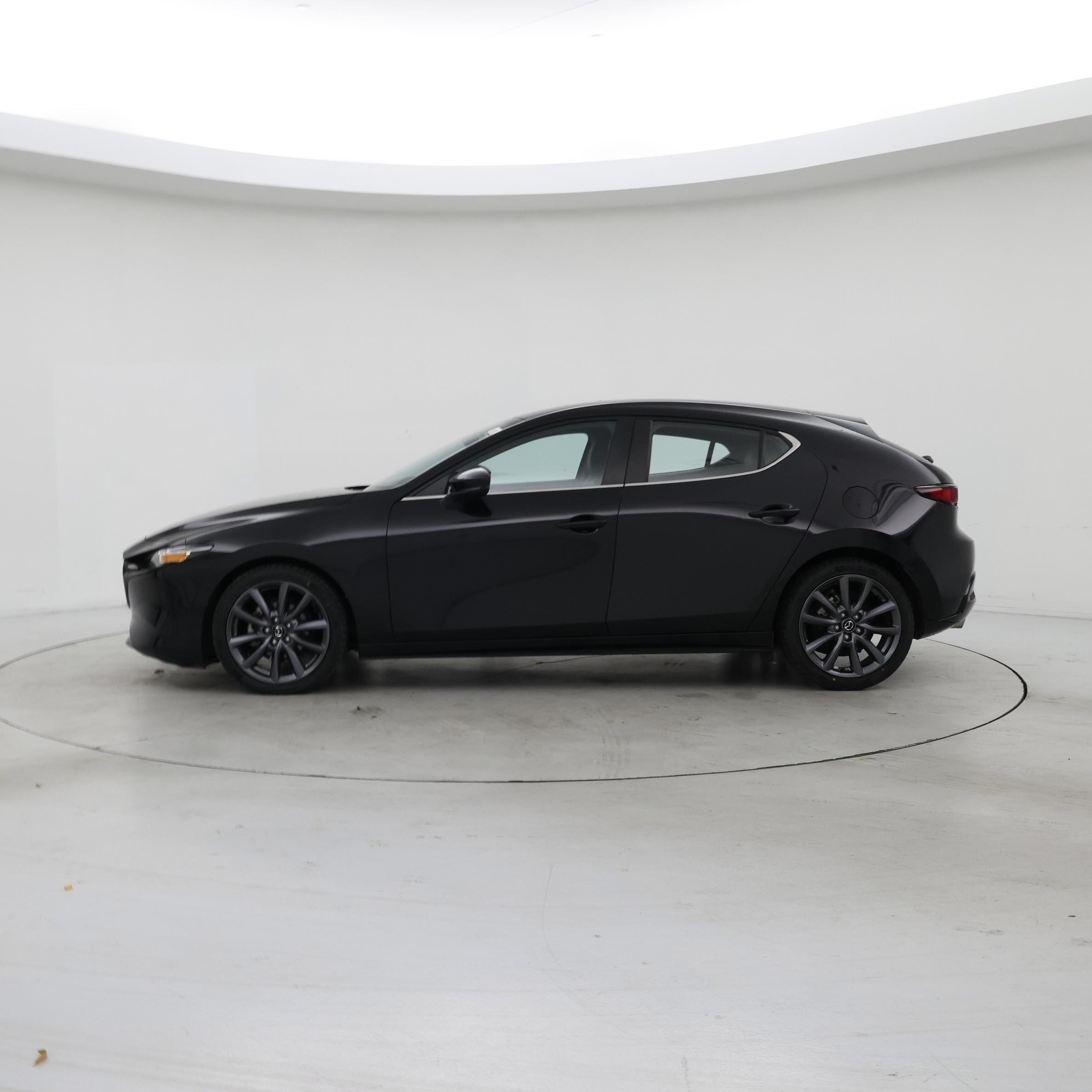 Thumbnail: 2021 Mazda Mazda3 - 3