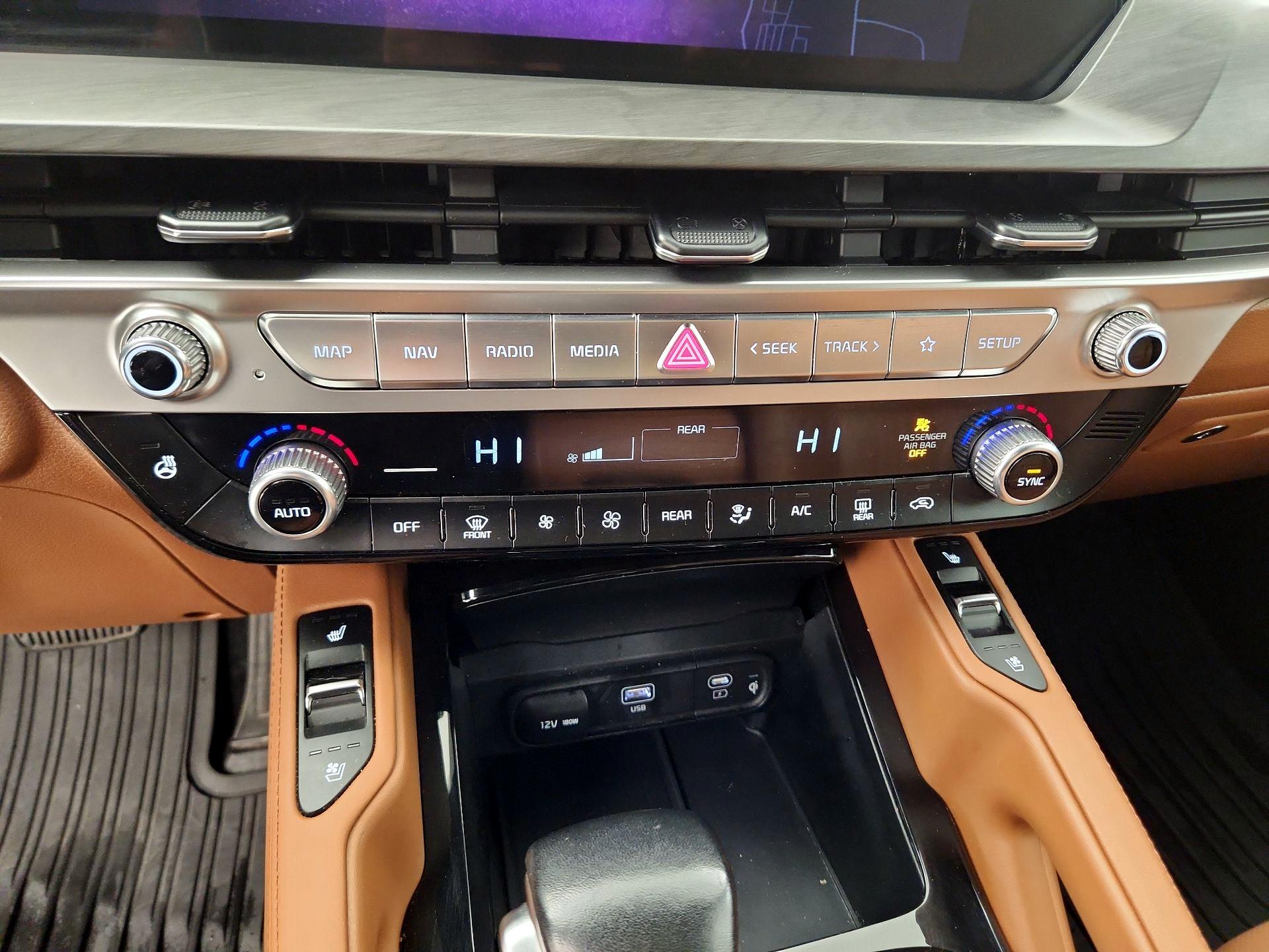 Thumbnail: 2023 Kia Telluride - 14