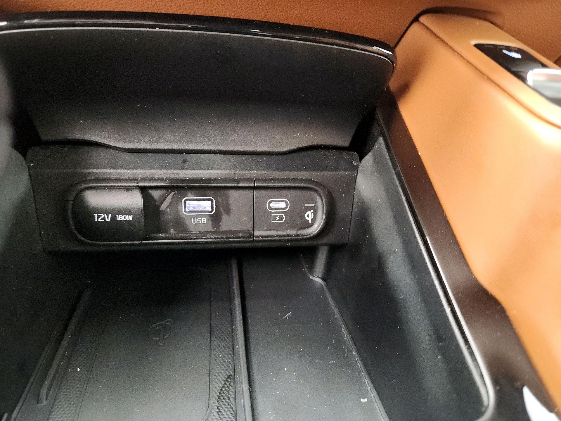 Thumbnail: 2023 Kia Telluride - 16