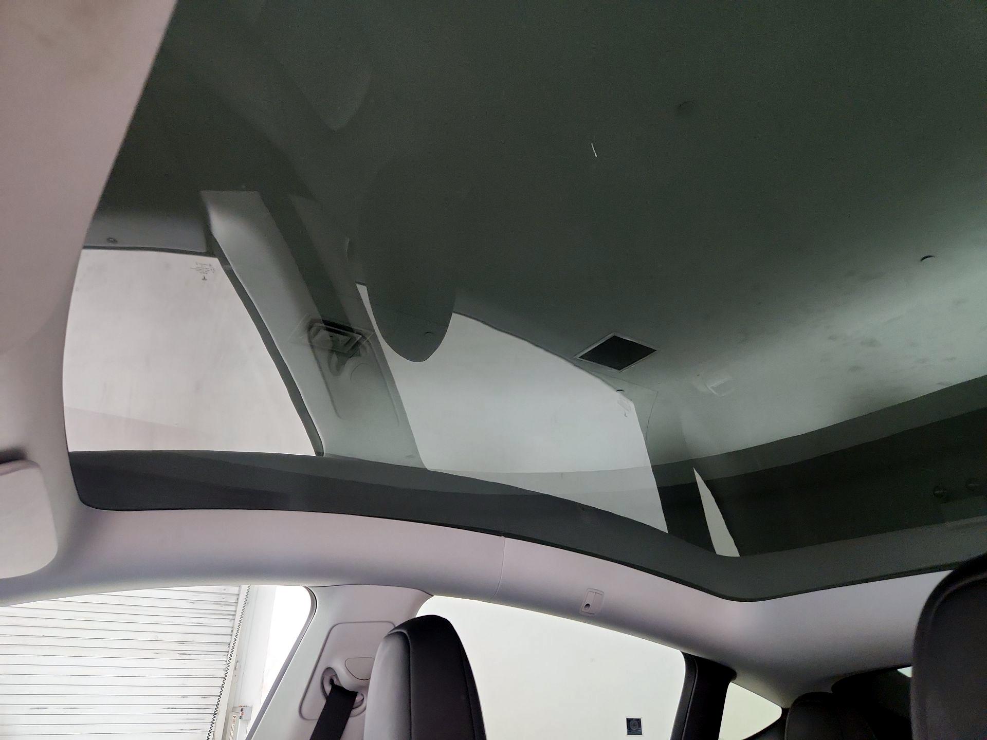 Thumbnail: 2022 Tesla Model Y - 19