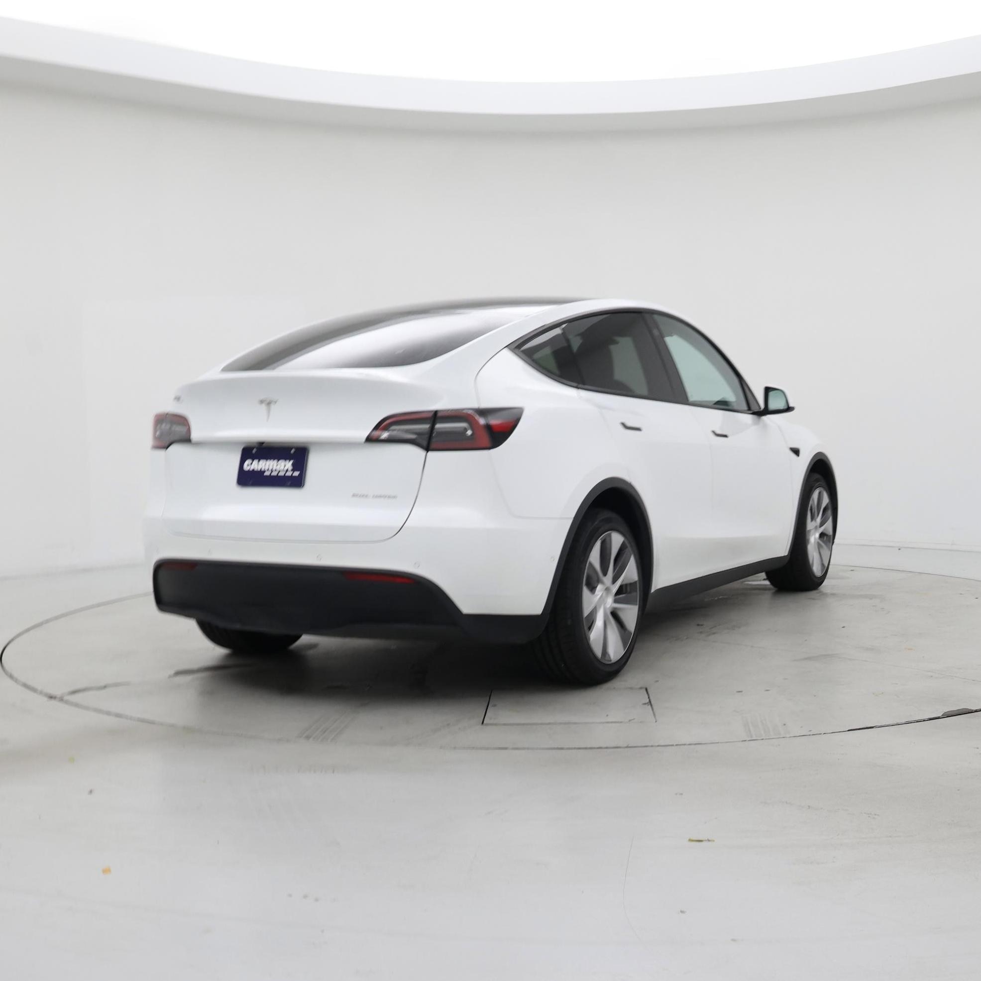 Thumbnail: 2022 Tesla Model Y - 8