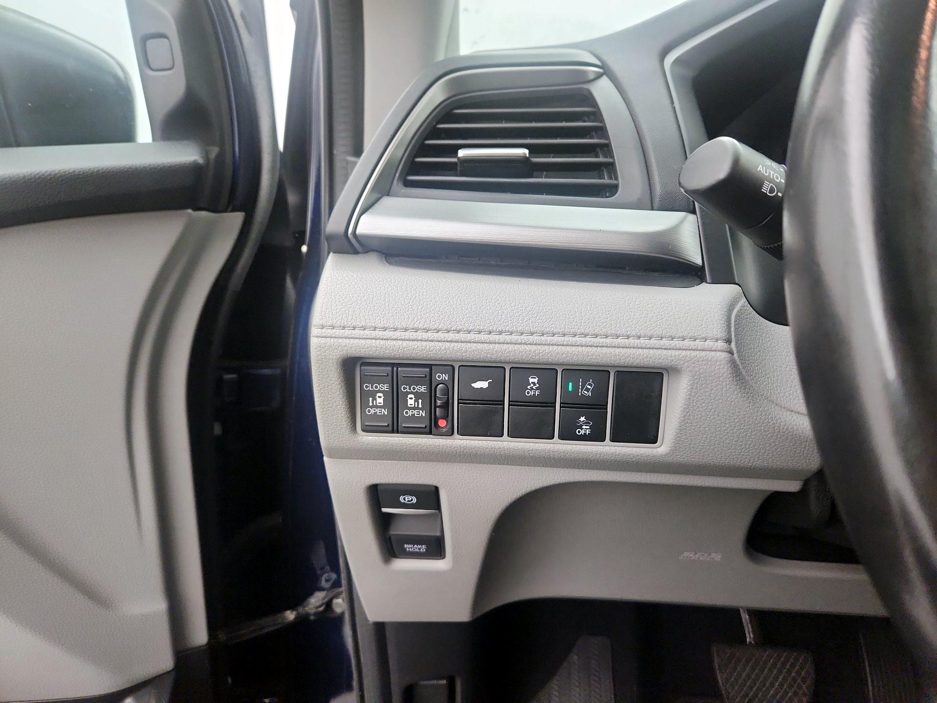 Thumbnail: 2020 Honda Odyssey - 13
