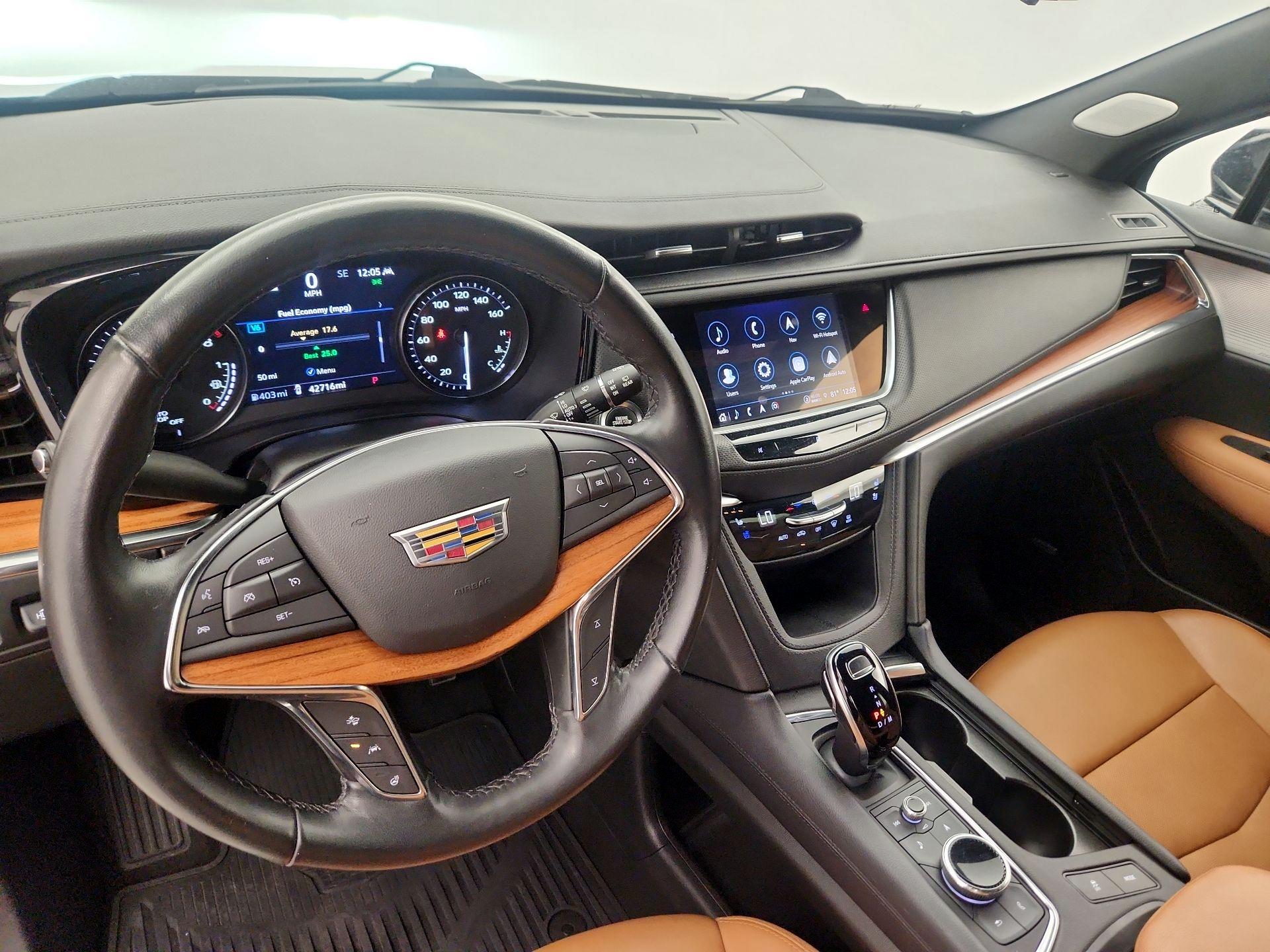 Thumbnail: 2021 Cadillac XT5 - 9