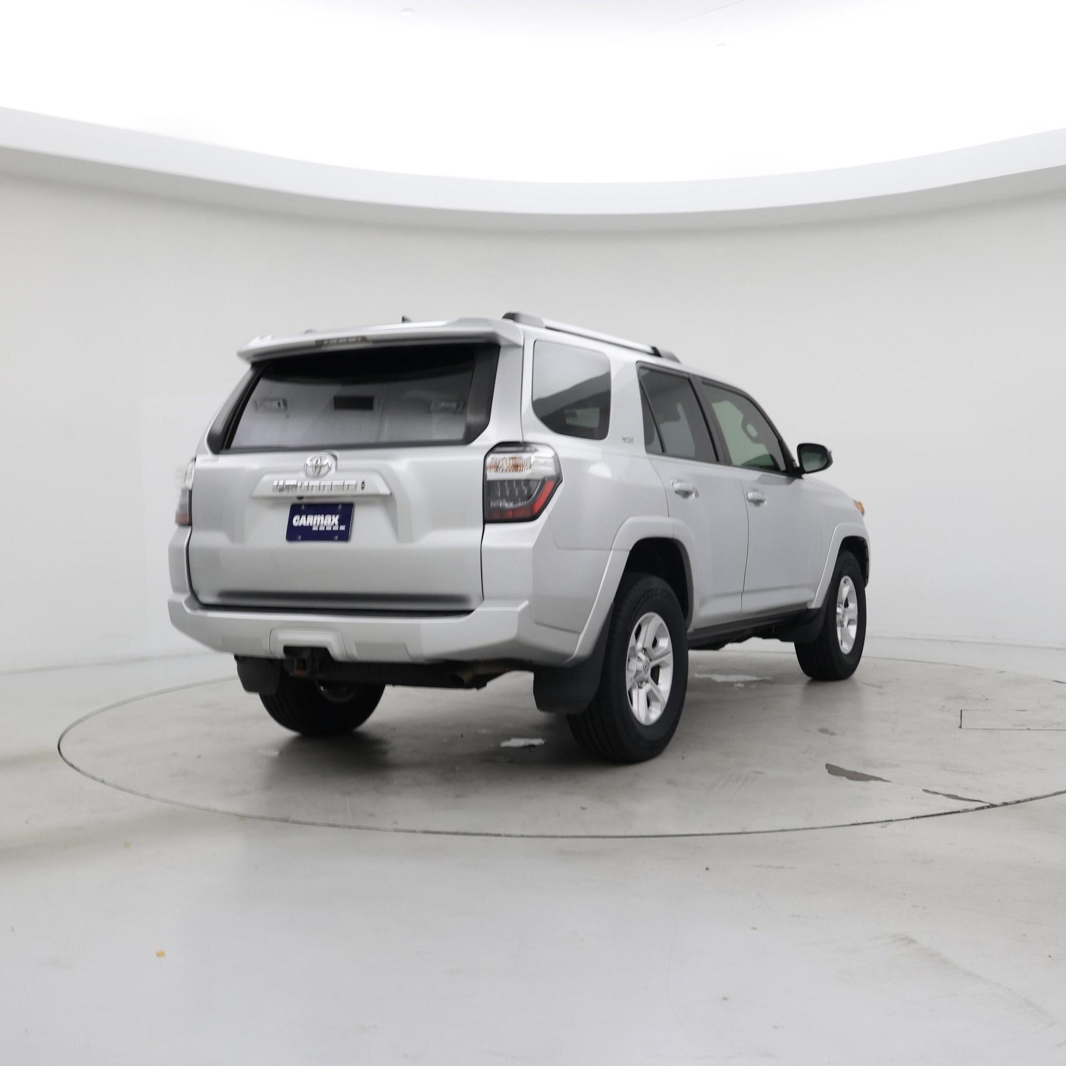 Thumbnail: 2022 Toyota 4Runner - 8