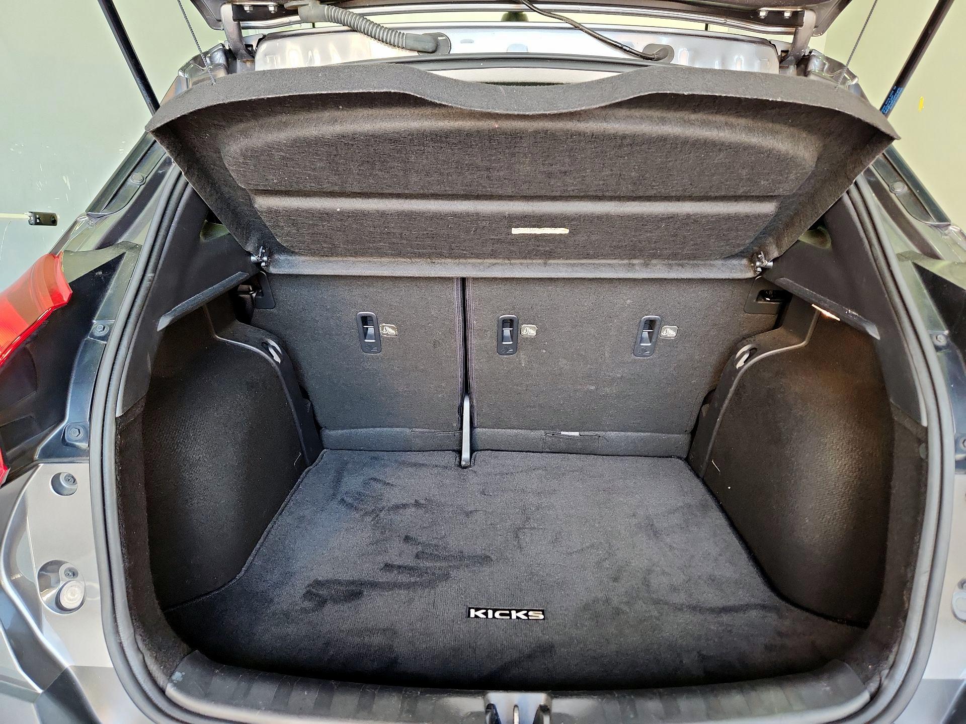 Thumbnail: 2019 Nissan Kicks - 20