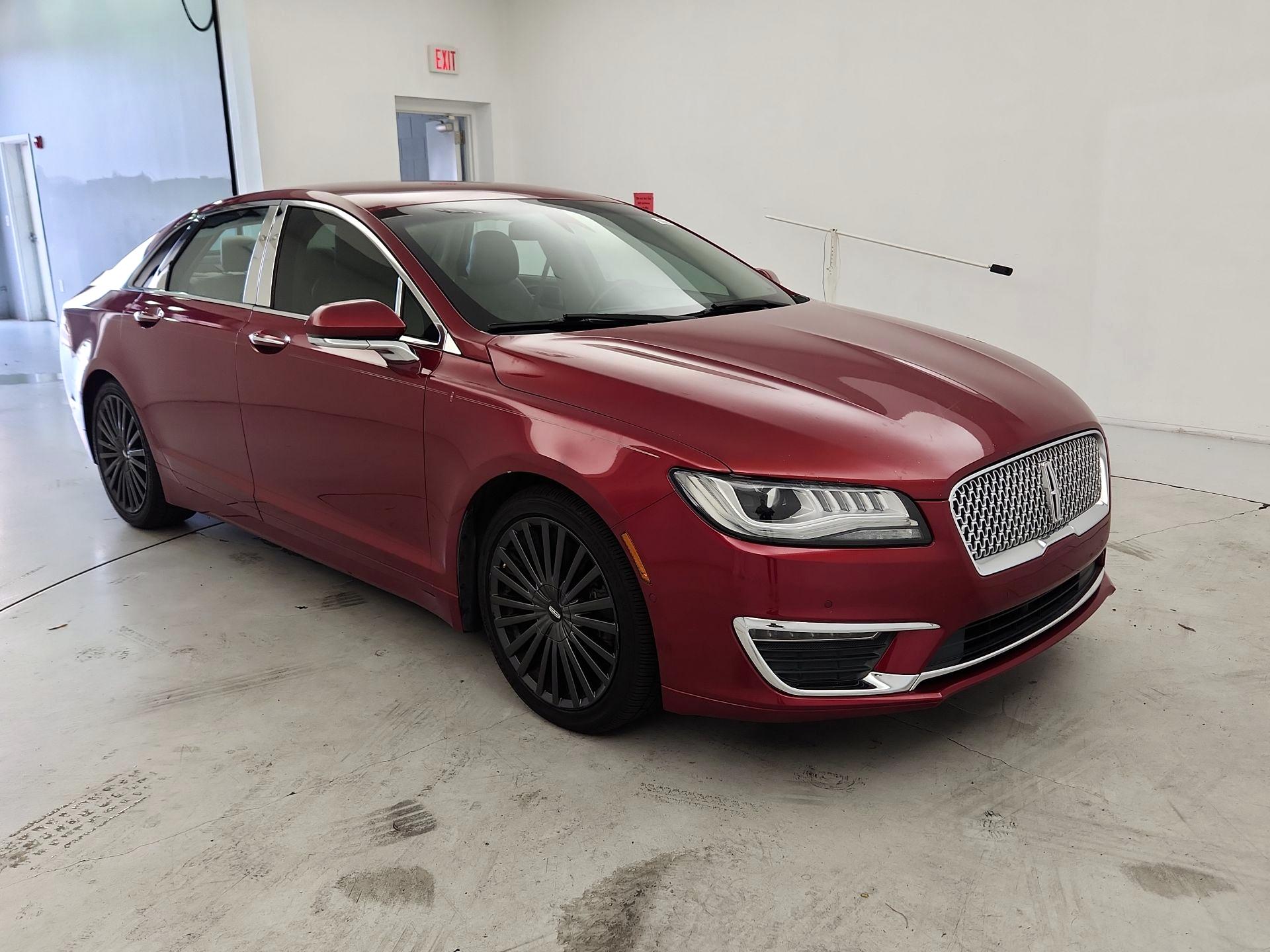 Thumbnail: 2017 Lincoln MKZ - 1
