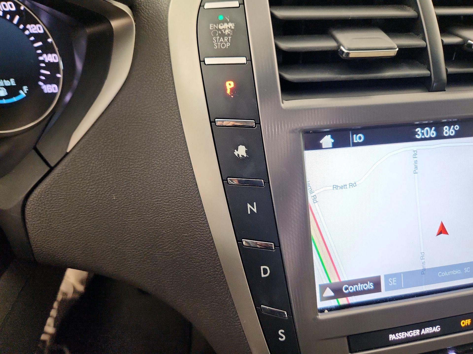 Thumbnail: 2017 Lincoln MKZ - 16
