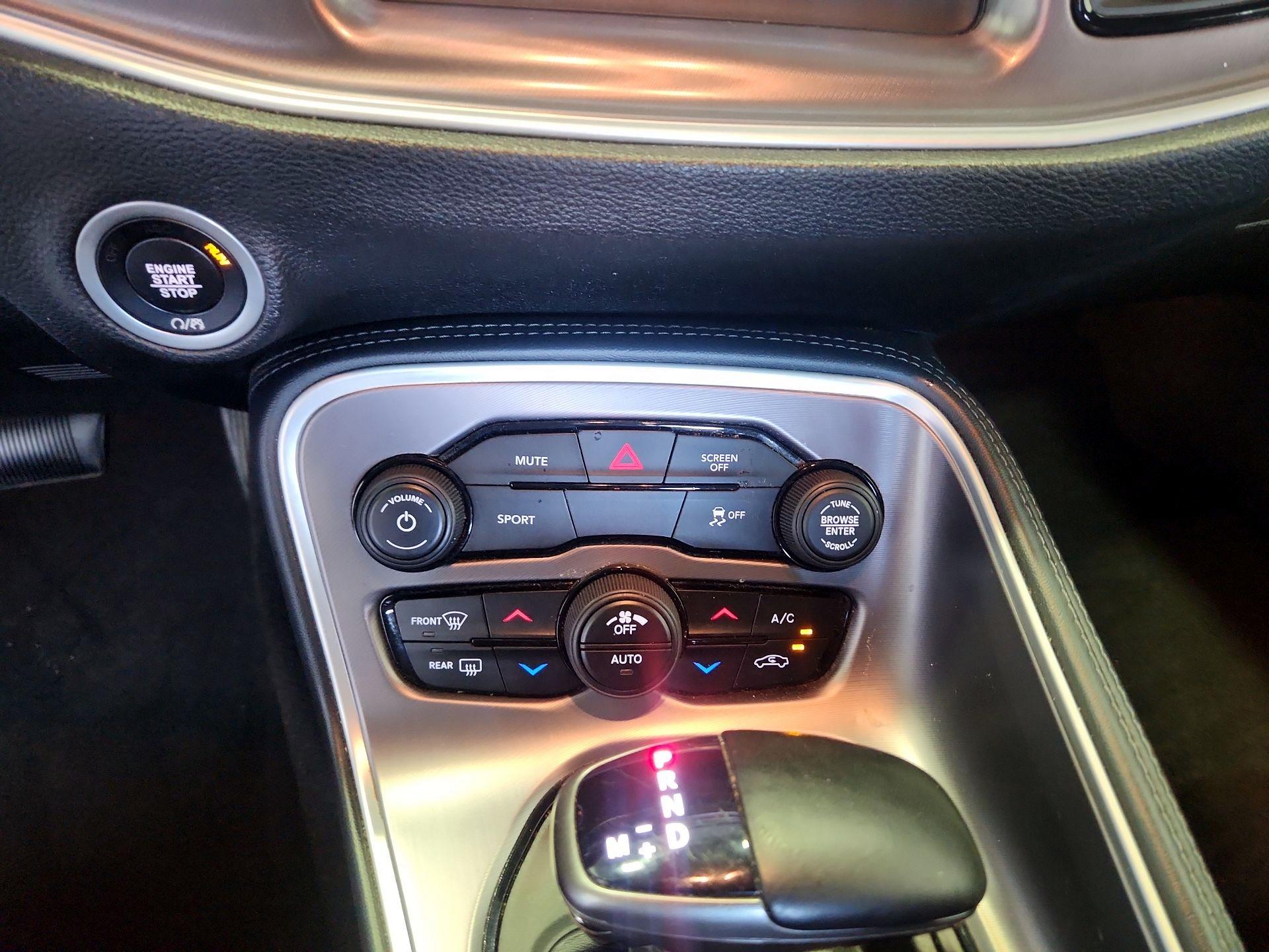 Thumbnail: 2020 Dodge Challenger - 16