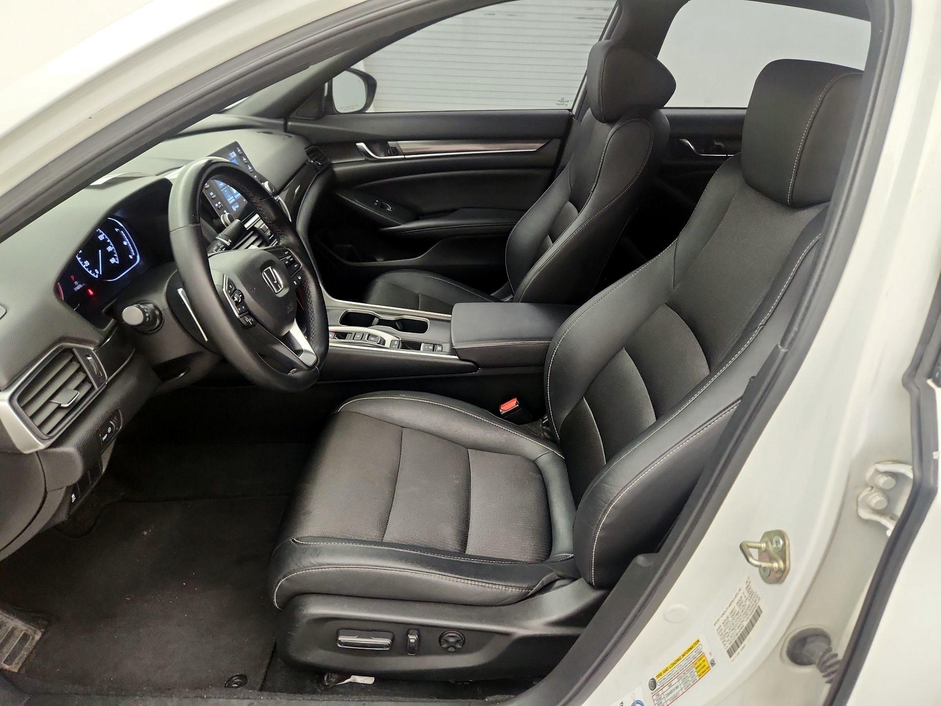 Thumbnail: 2019 Honda Accord - 11