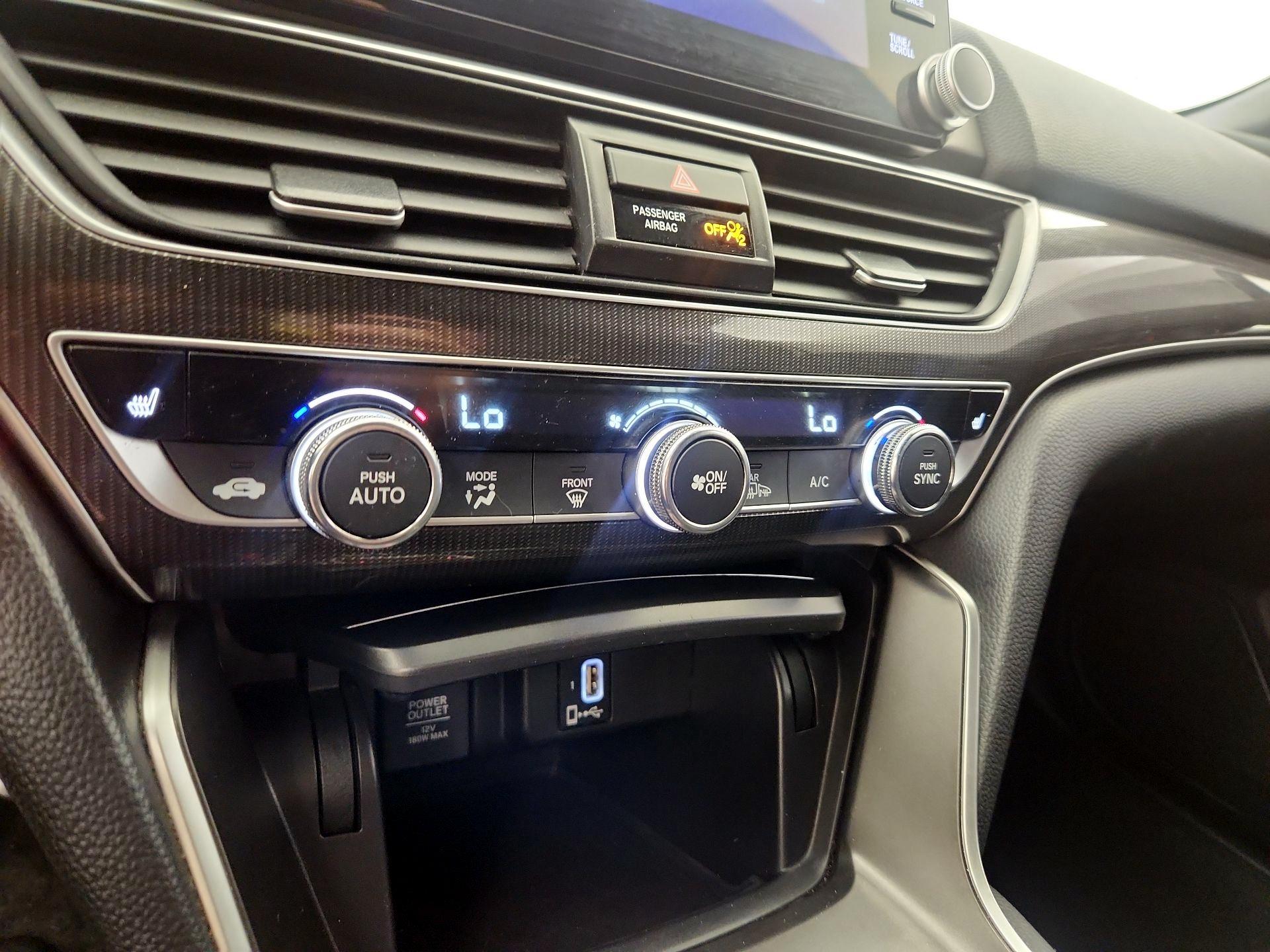 Thumbnail: 2019 Honda Accord - 16