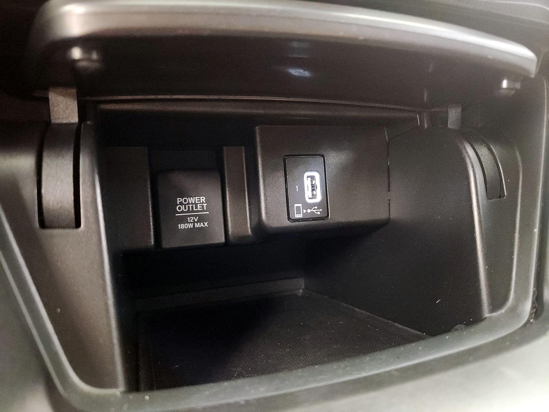 Thumbnail: 2019 Honda Accord - 18