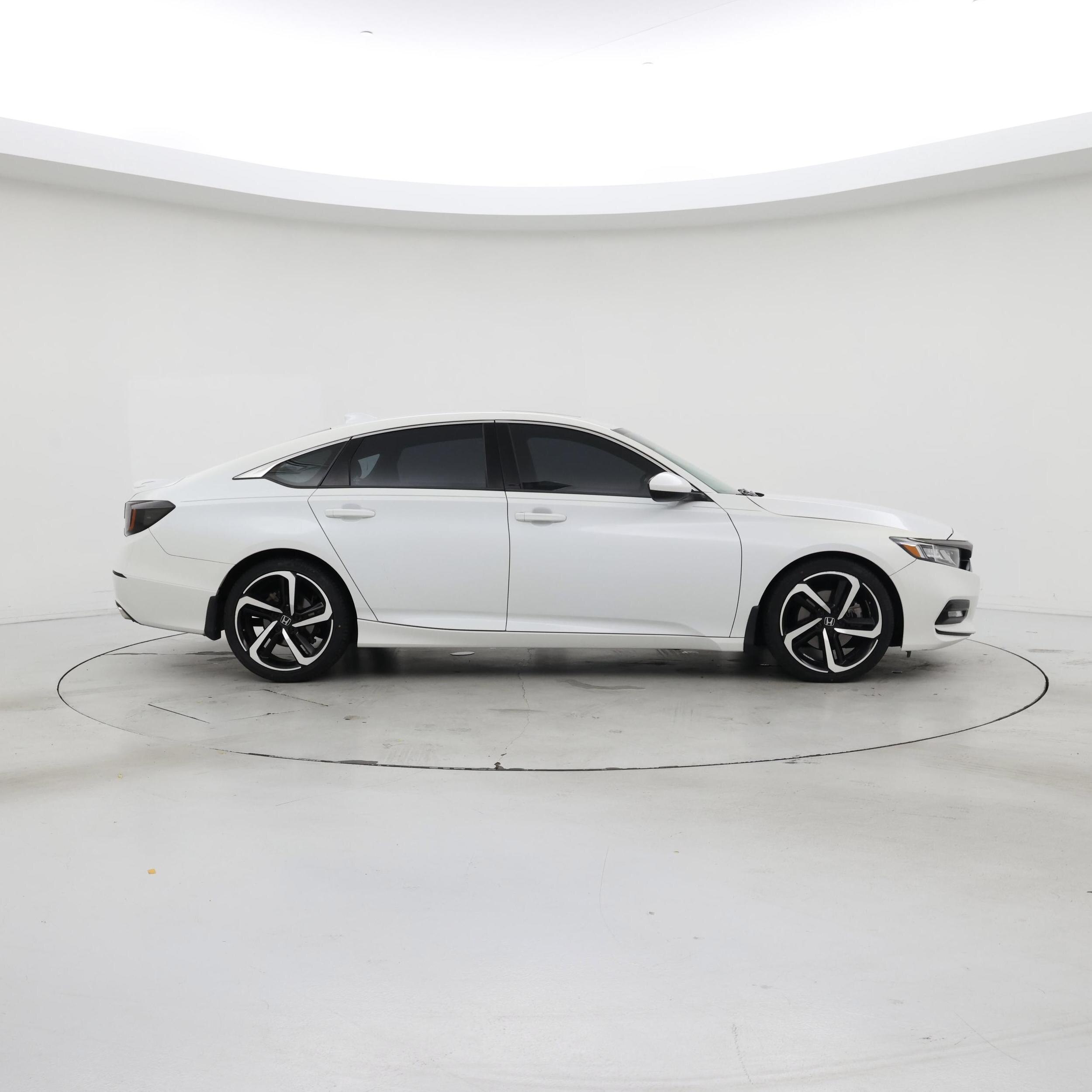 Thumbnail: 2019 Honda Accord - 7