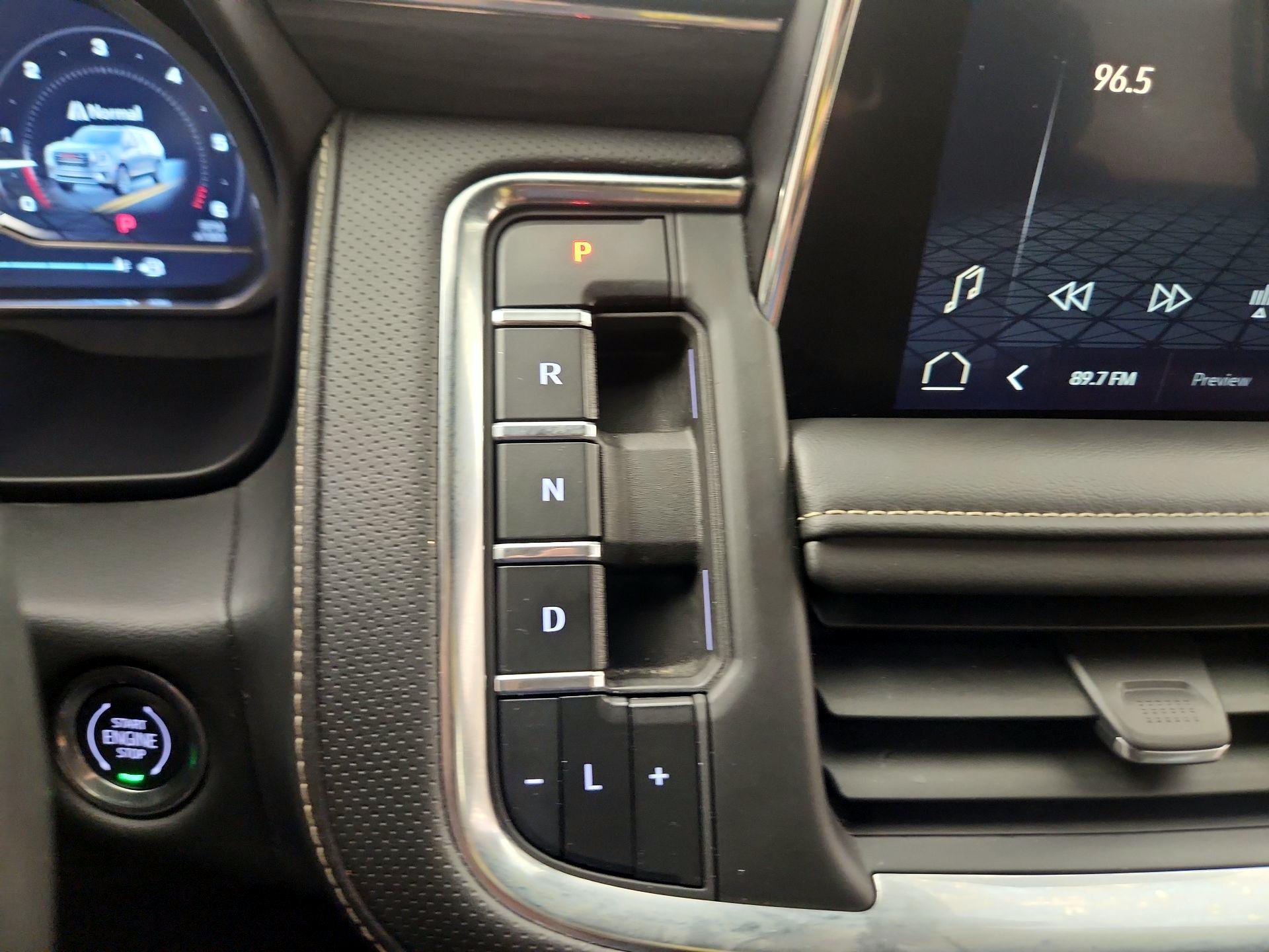 Thumbnail: 2023 GMC Yukon - 15